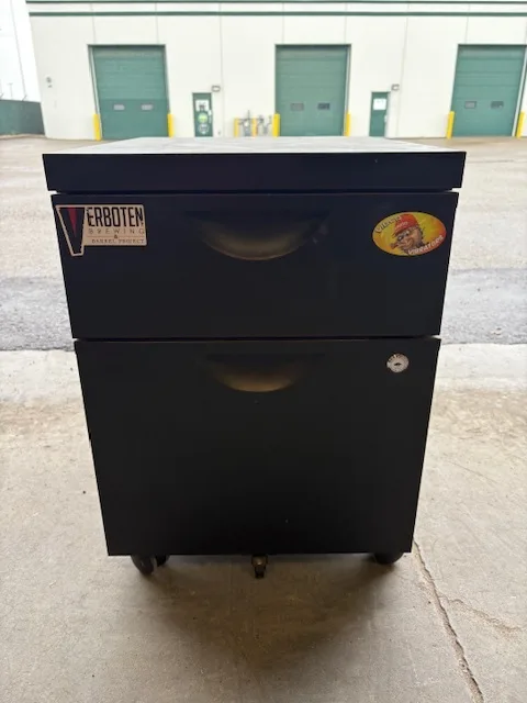Filing cabinet thumbnail