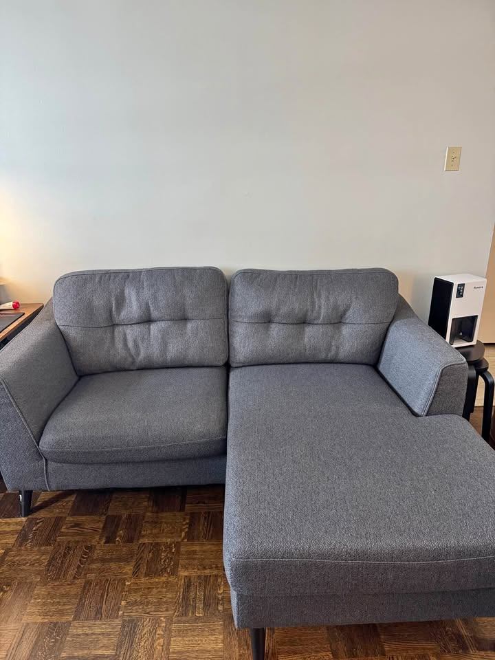 Great Structube Sofa for Sale – Quality, Comfort, and Style!
