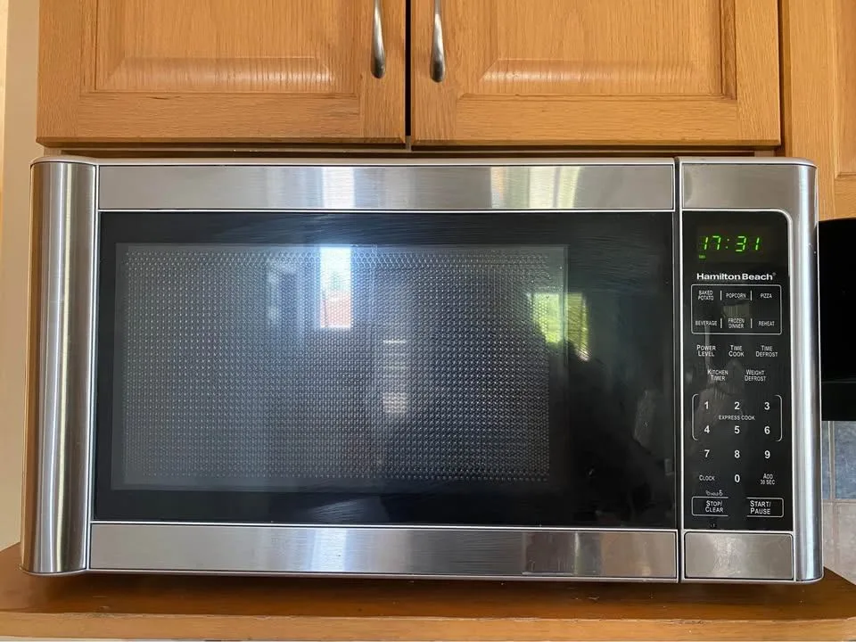 Hamilton Beach microwave thumbnail