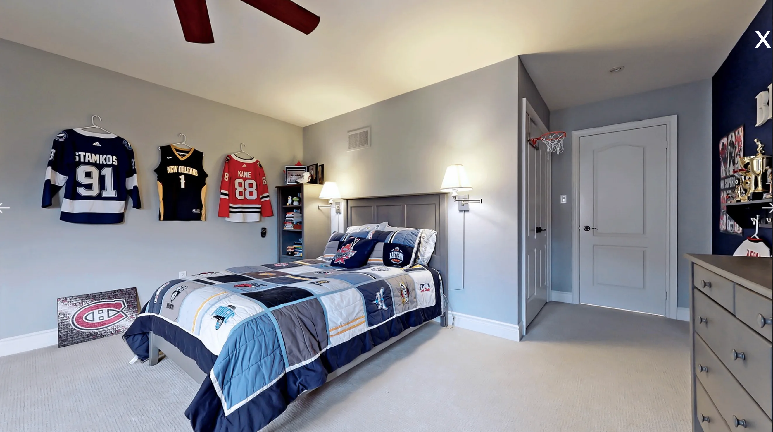 Solid Wood Bedroom Set image indicator(2)