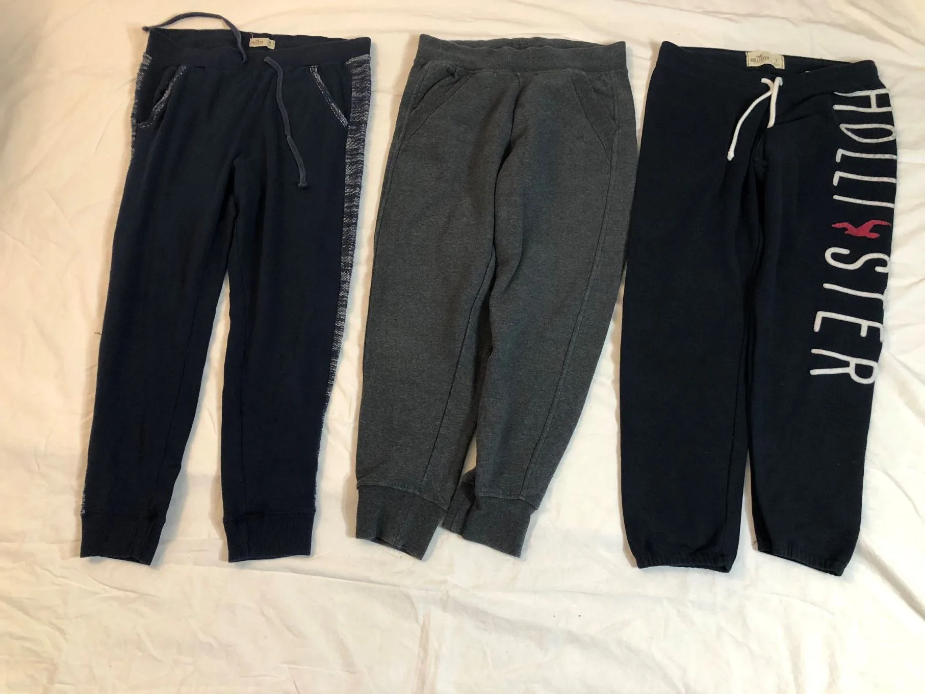 Hollister Sweatpants thumbnail