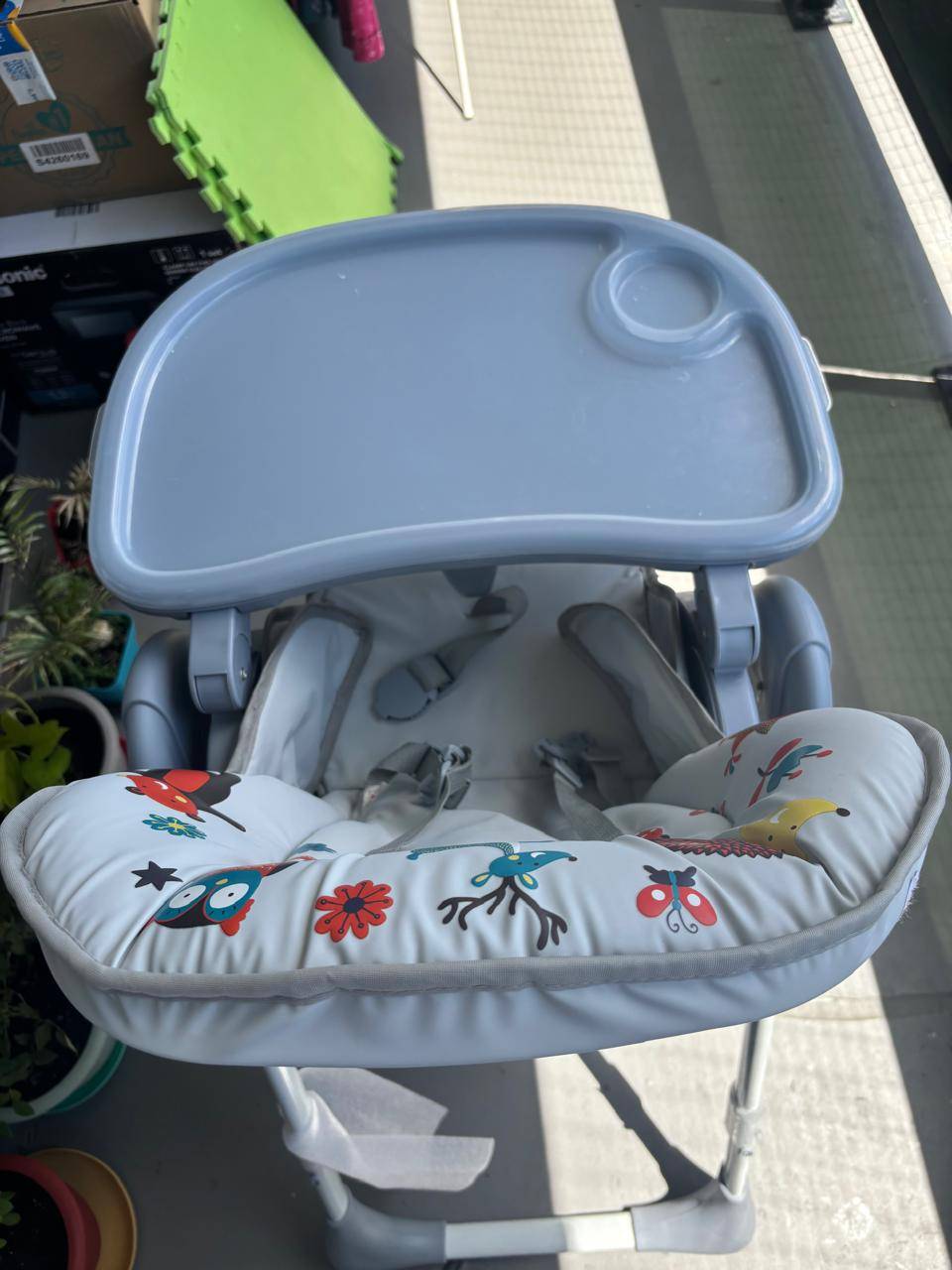 High chair - photo 2