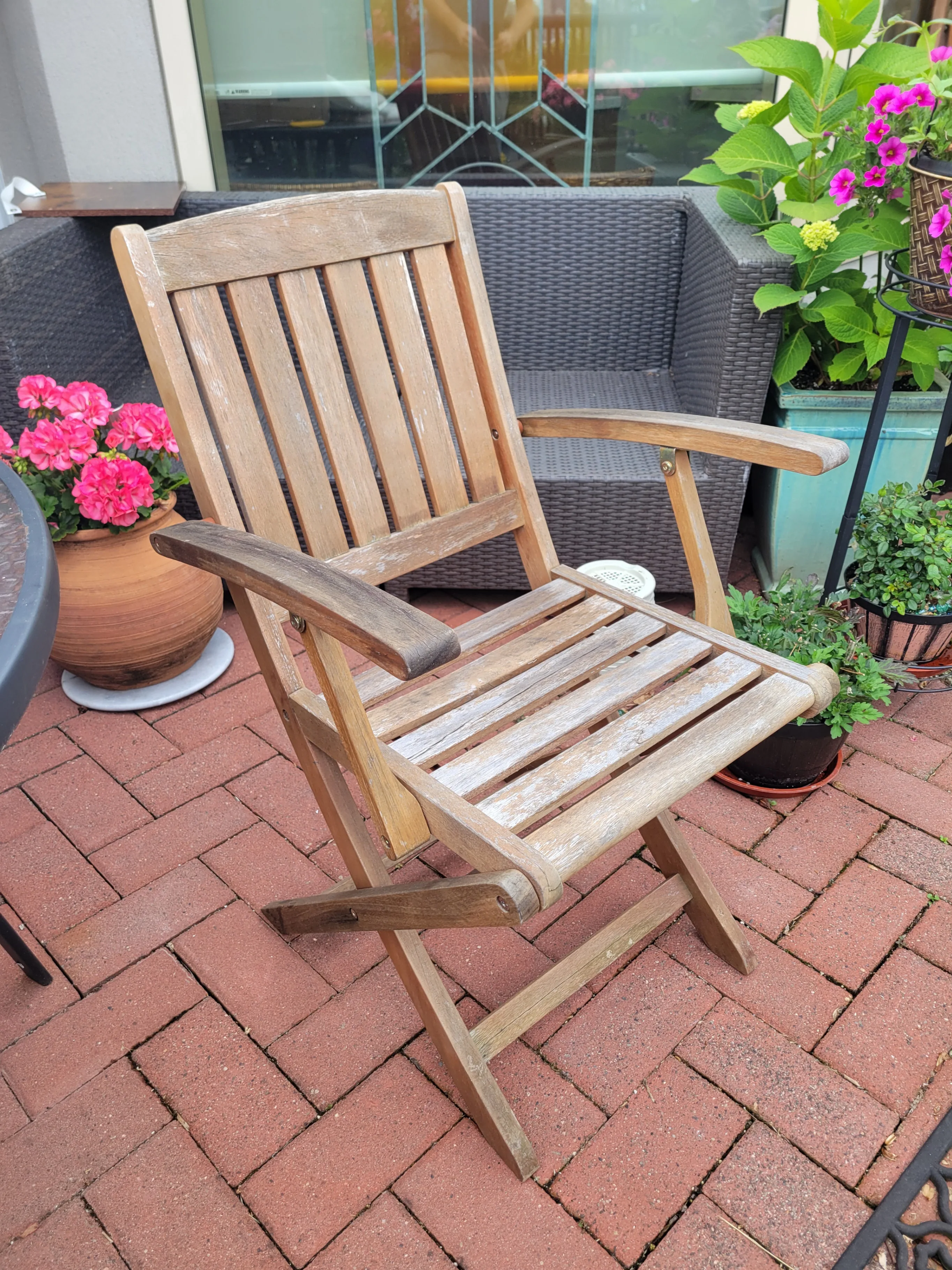 Two Wooden Garden Chairs – Foldable & Sturdy thumbnail