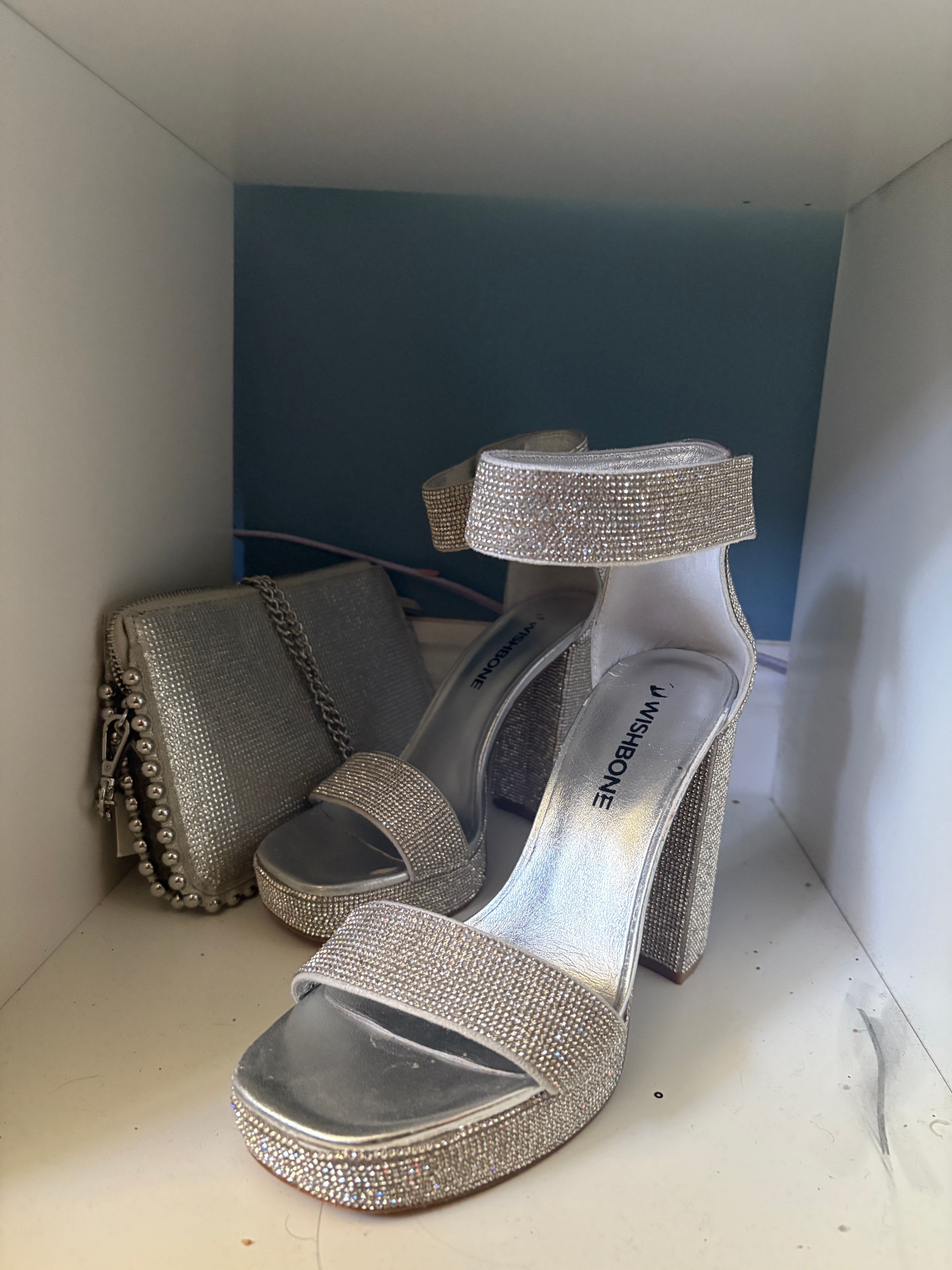 Wishbone Gina Silver Crystal Heels - size 8.5 - photo 2