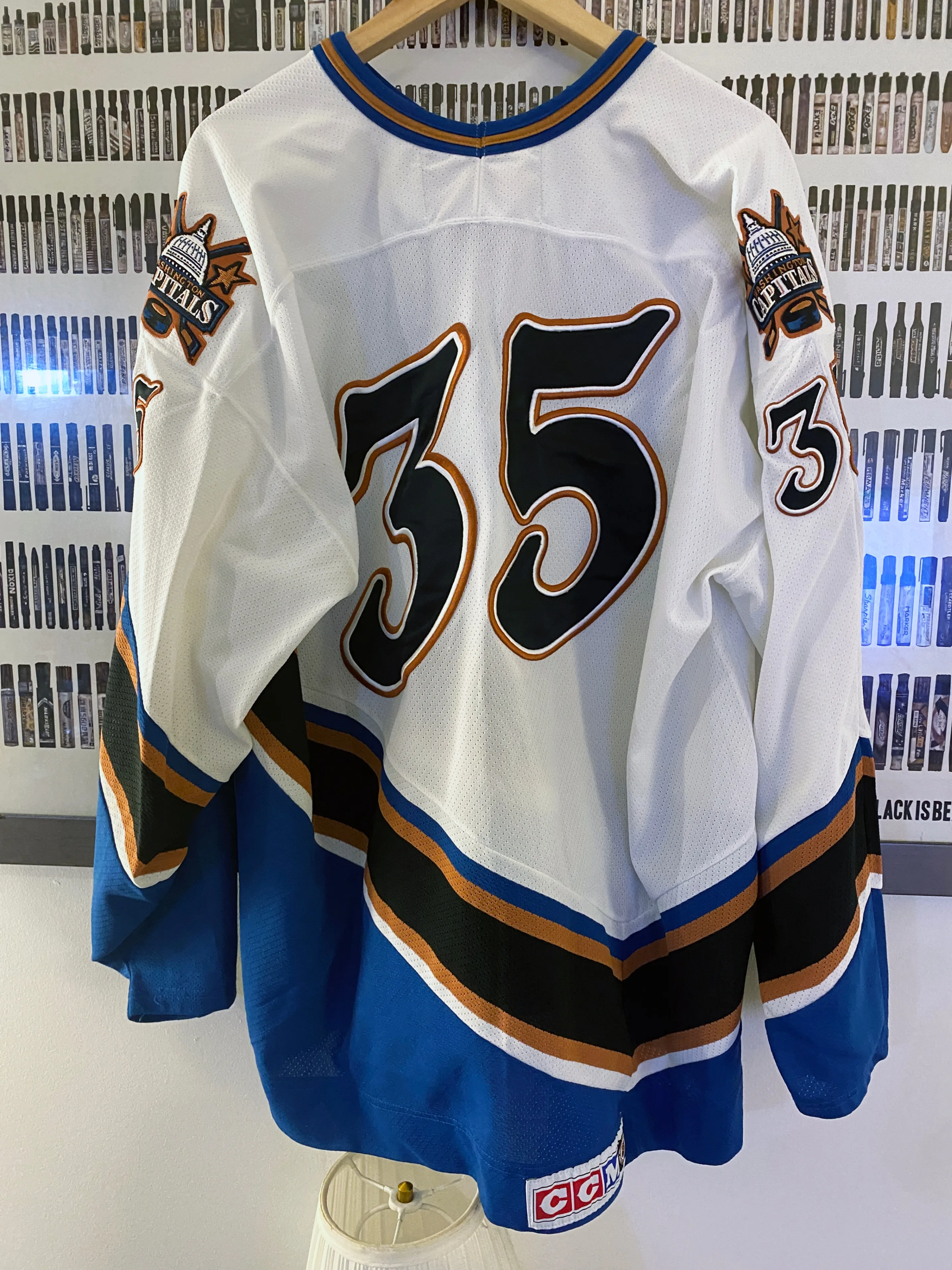 CCM - Washington Capitals vintage jersey (2000) Screaming Eagle image indicator(7)