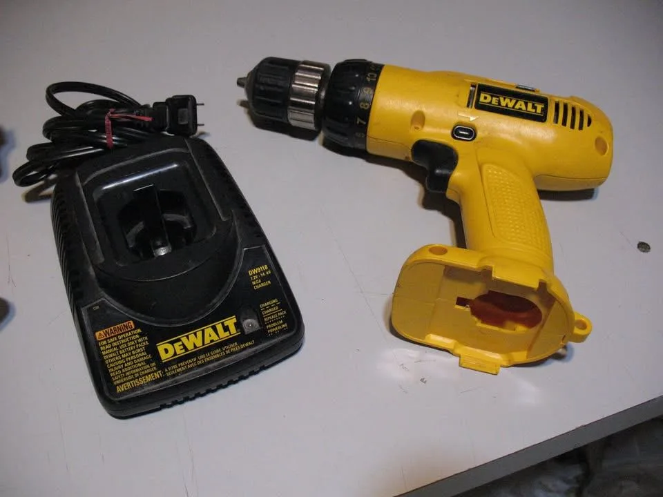 4 DeWalt 12 Volt Cordless Tools: Drill, Cir Saw, Charger,Battery image indicator(10)