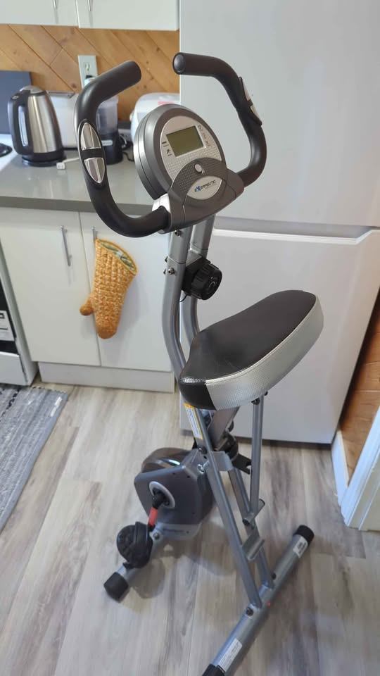Exerpeutic foldable exercise bike