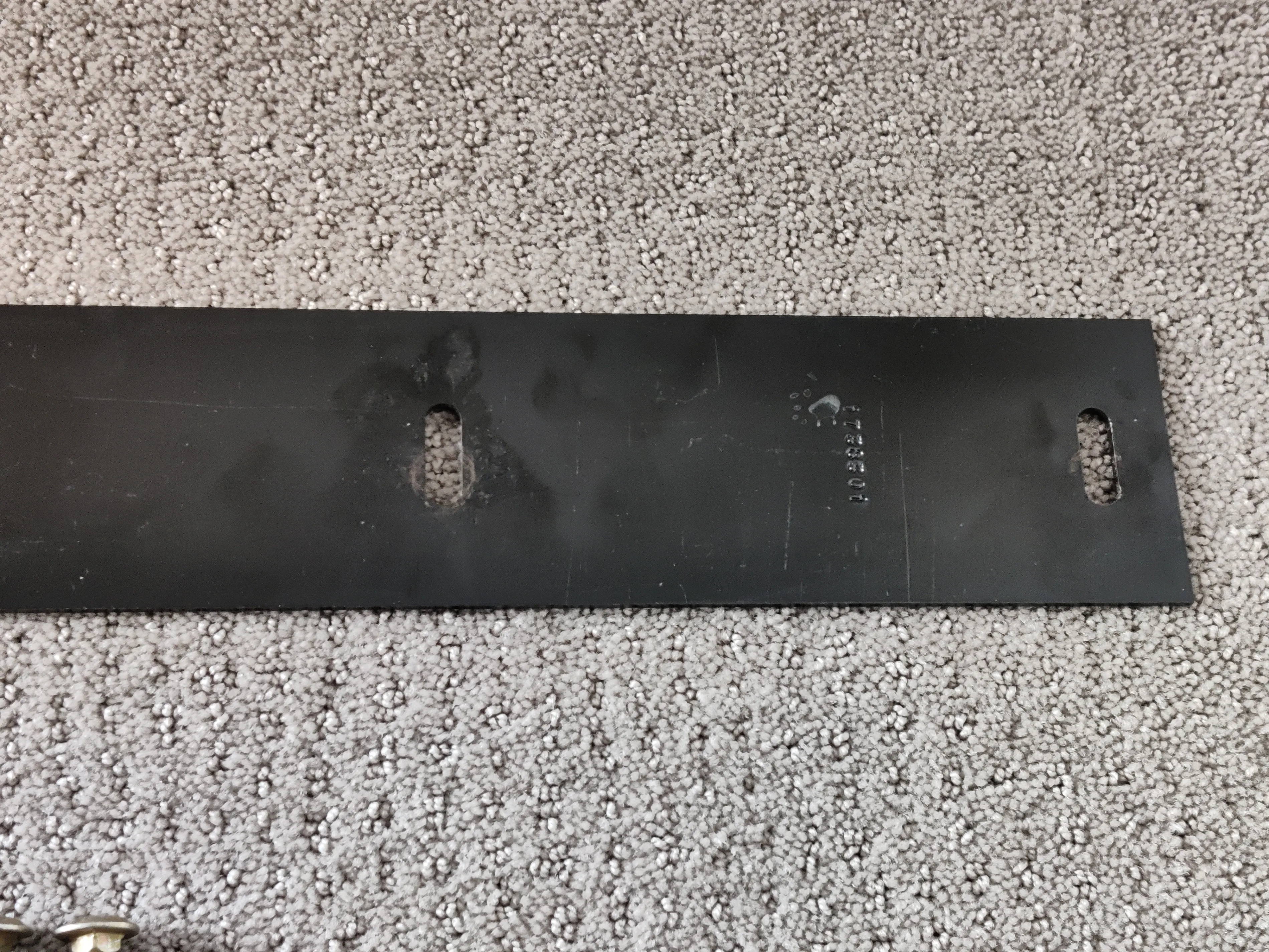 Snowblower / Snow Throwers - 24" Blade Scraper Bar - 1738301 image indicator(4)
