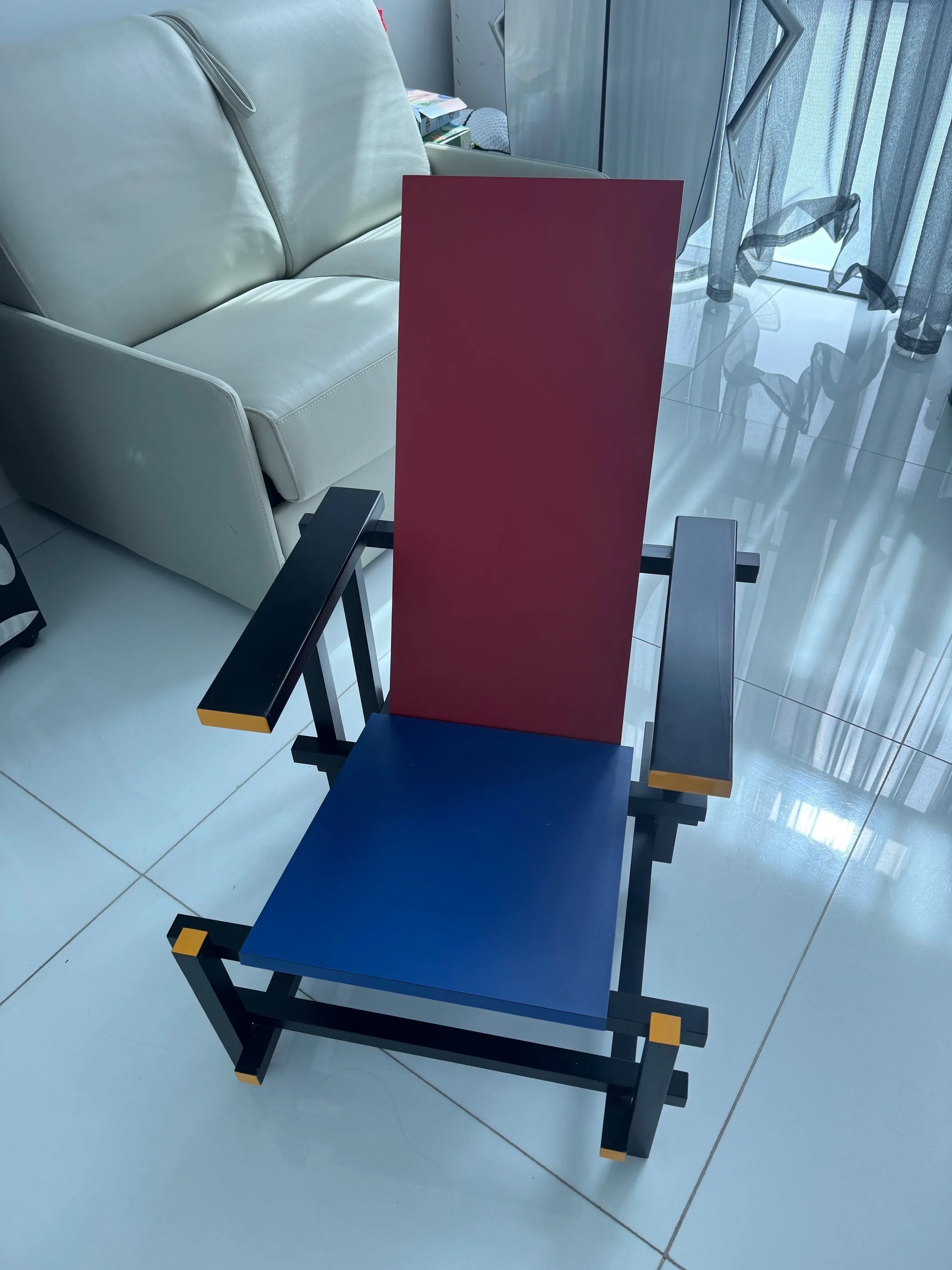 Reproduction Gerrit Thomas Rietveld Red & Blue Chair Armchair thumbnail
