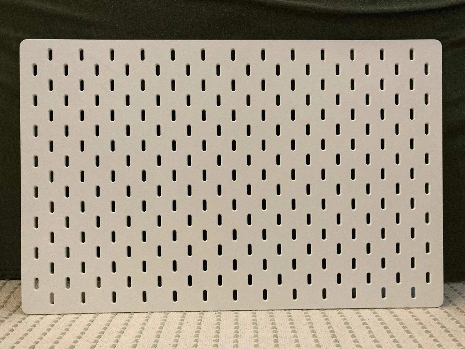 IKEA SKÅDIS Freestanding White Peg Board 56x37 cm (22x14½") thumbnail