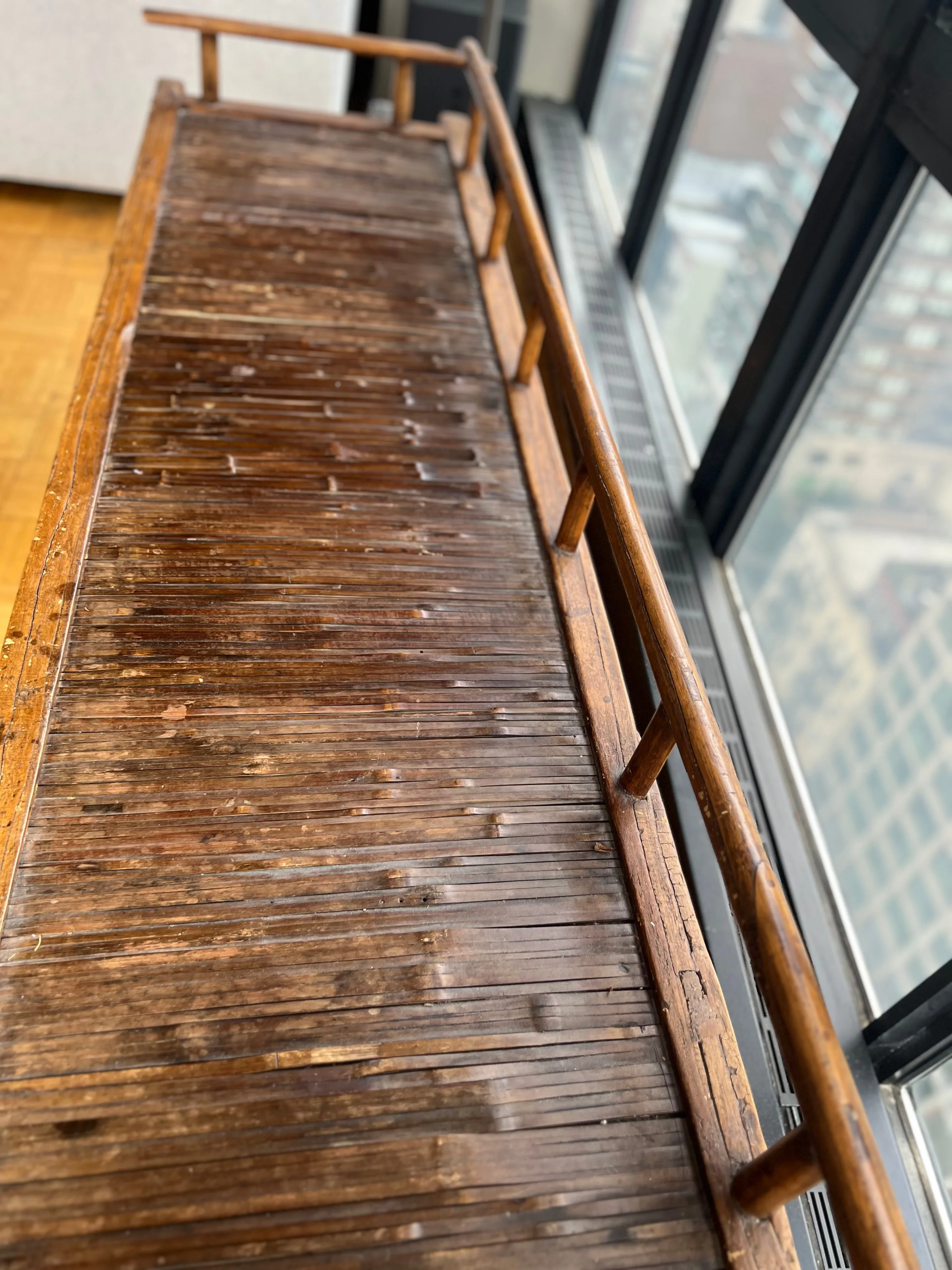 Vintage Antique Chinese Daybed image indicator(8)