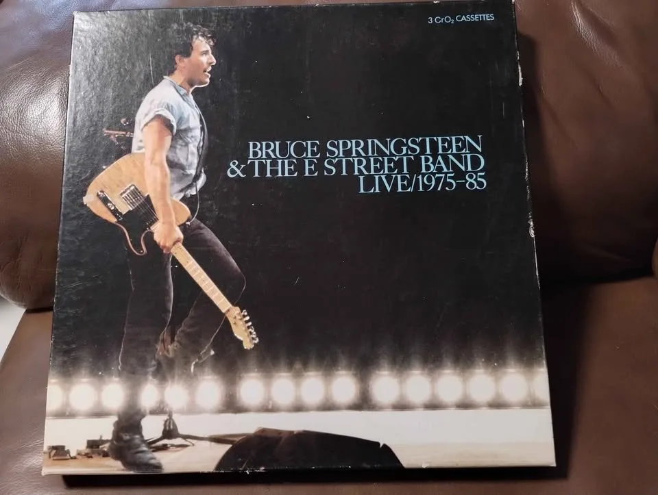BRUCE SPRINGSTEEN - Live 1975-1985 Box Set - 3x Cassettes thumbnail