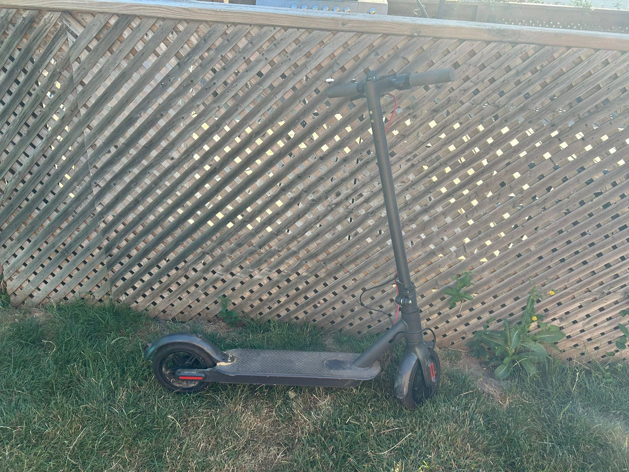 Electric Scooter with Charger thumbnail
