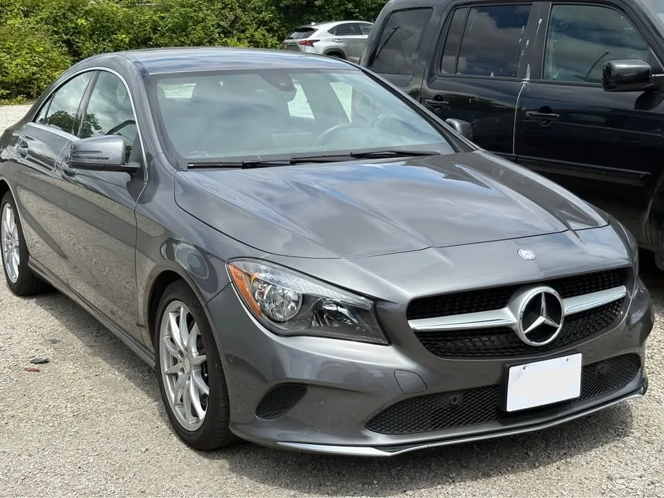 2017 Mercedes-Benz CLA250 thumbnail
