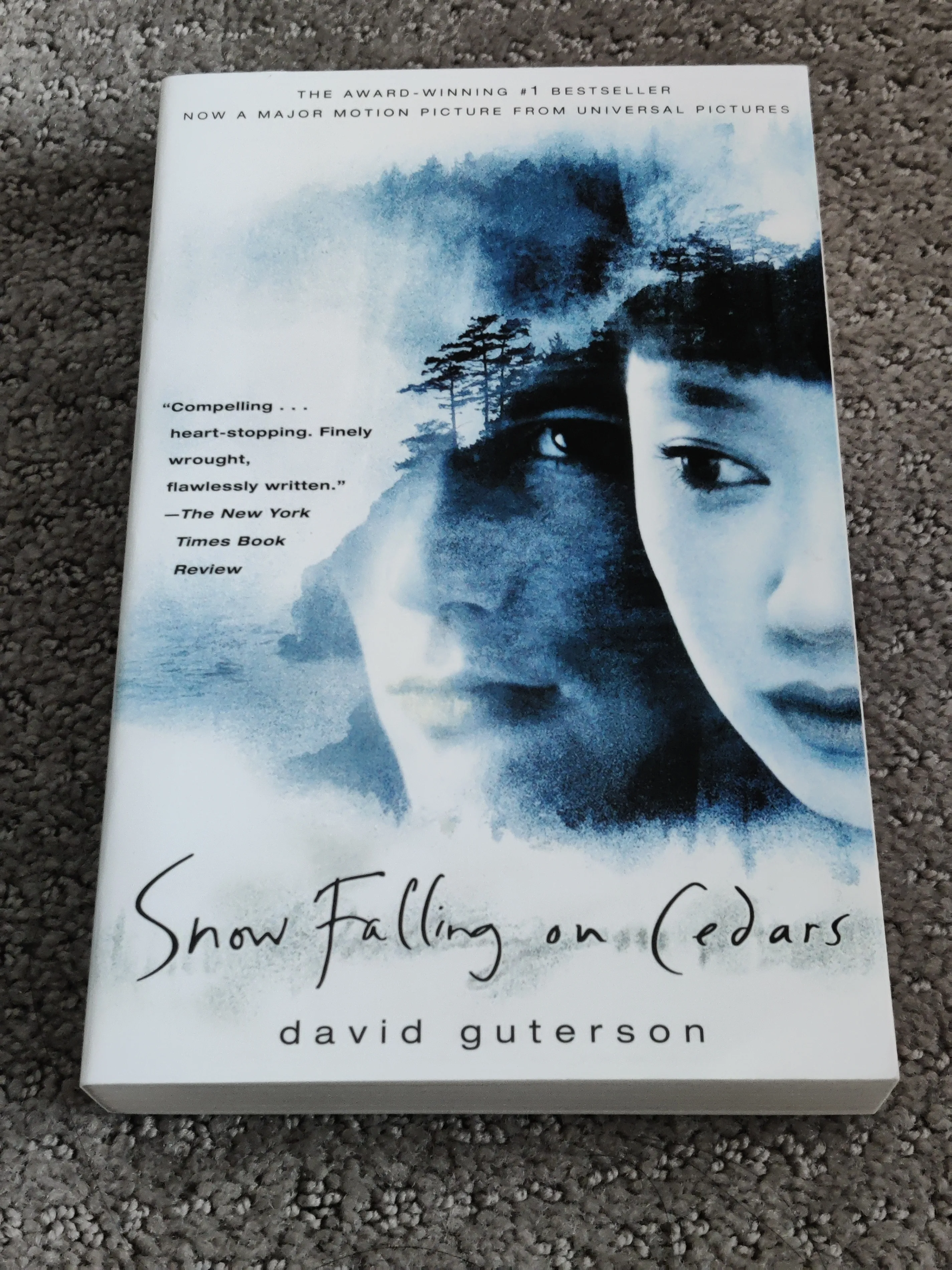 Snow Falling on Cedars - David Guterson Legal Fiction Novel Book thumbnail