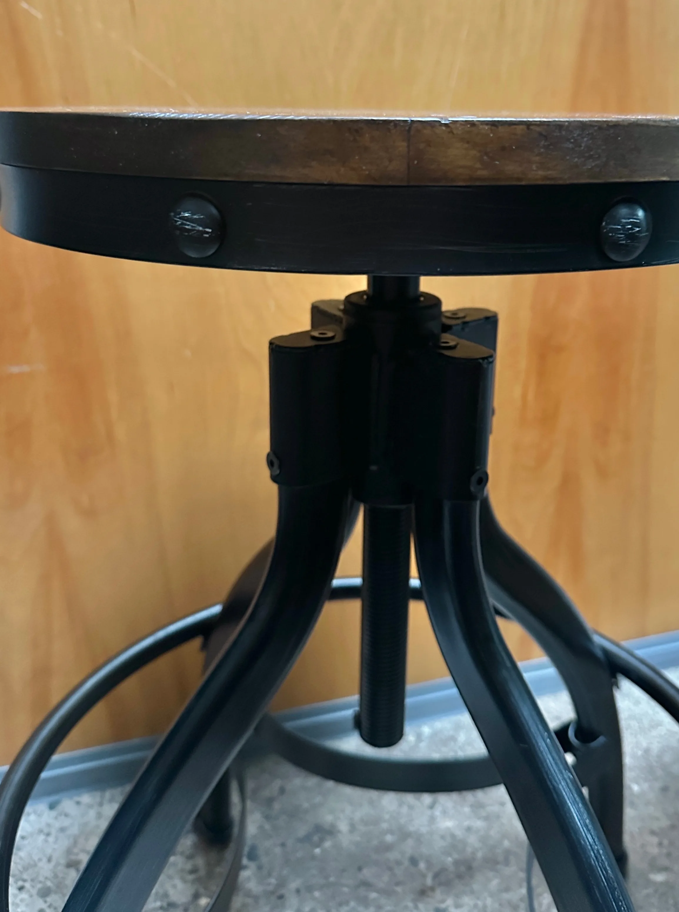 SINGLE Industrial Bar Stool image indicator(3)
