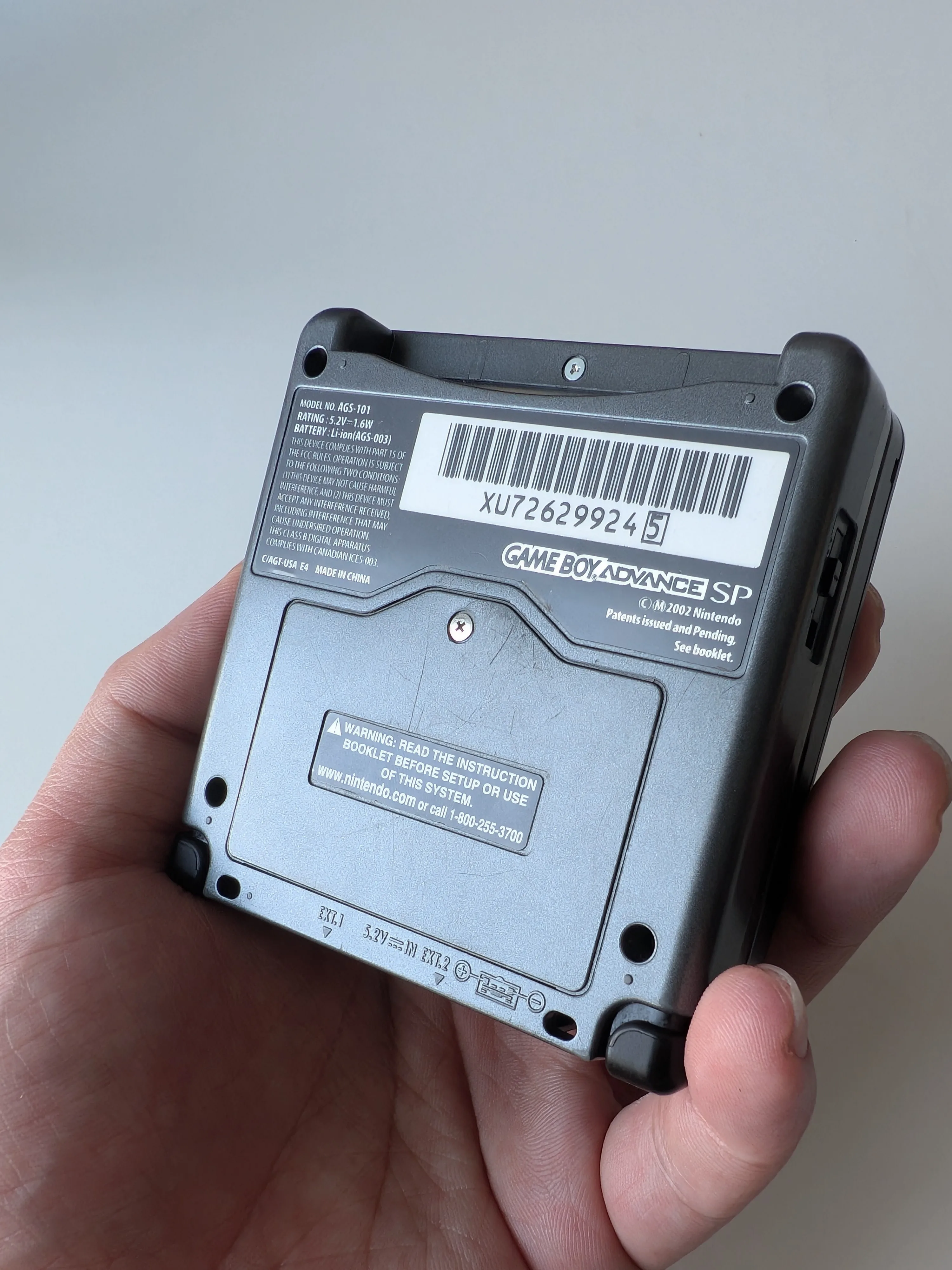 Graphite Gameboy Advance SP [AGS-101] CIB image indicator(10)