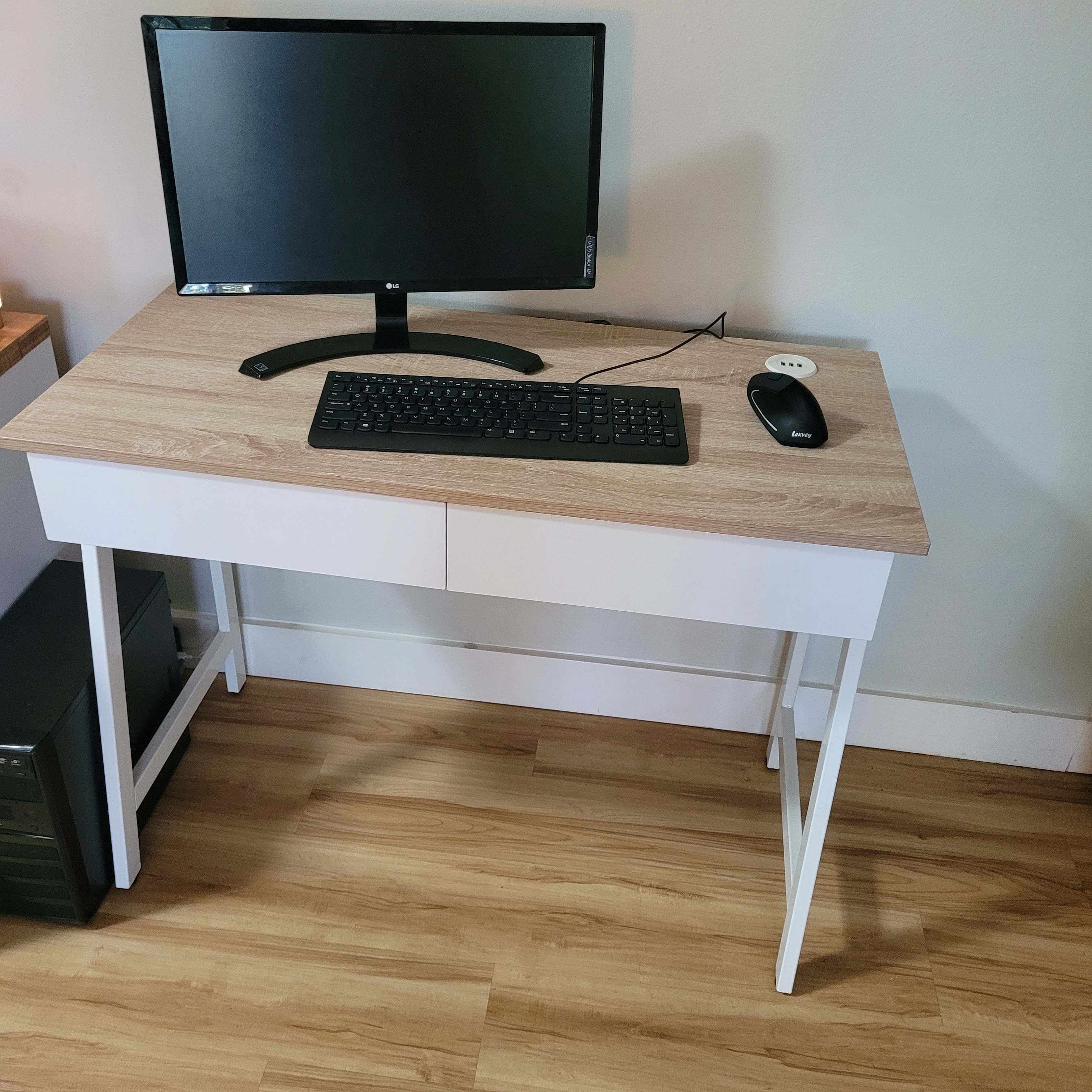 Light Wood Desk with USB Ports – Great Condition! - photo 4
