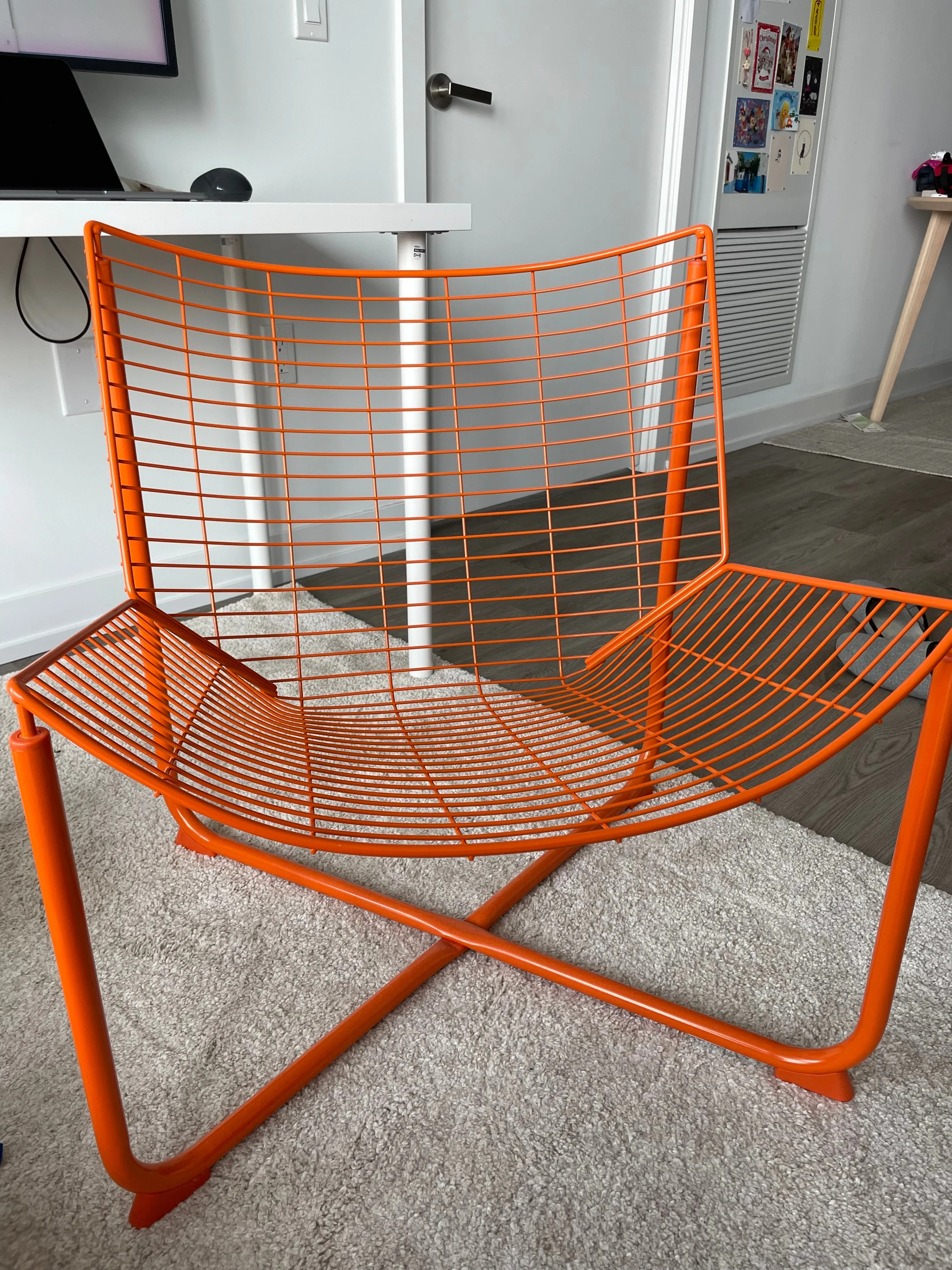 IKEA bowl-shaped modern armchair thumbnail