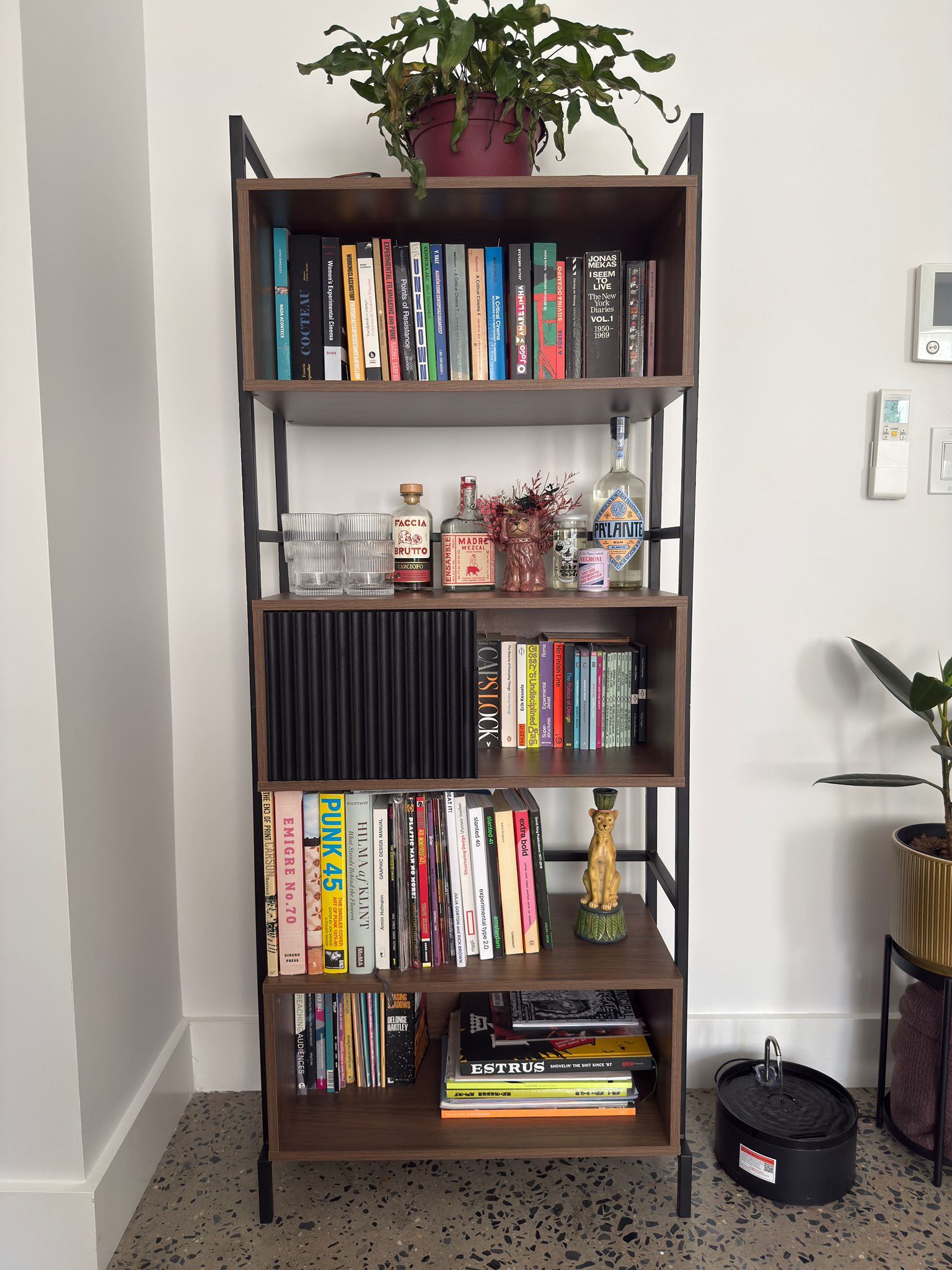 Wooden bookshelf (3 cubbies, 5 tiers)