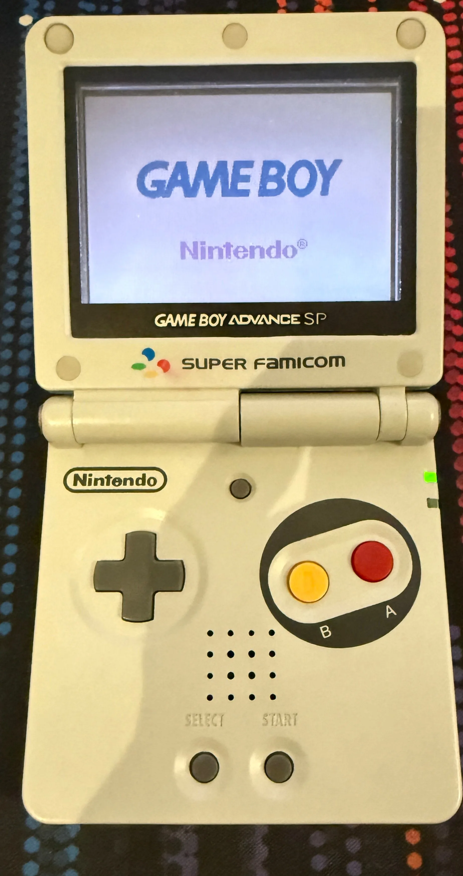 Nintendo Game Boy Advance SP - Working thumbnail