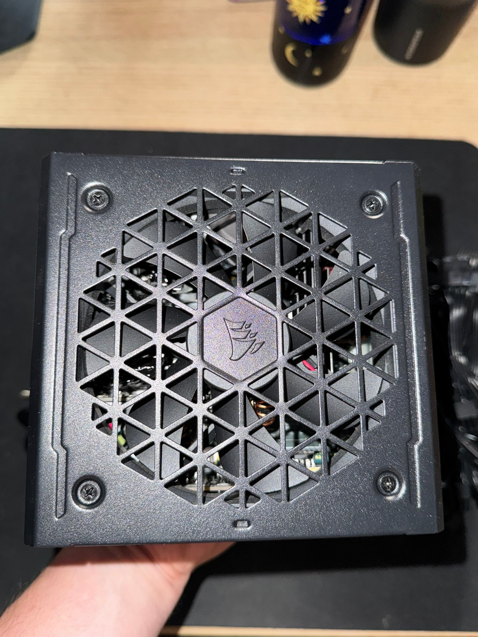 Corsair RM650 Gold PSU - photo 2