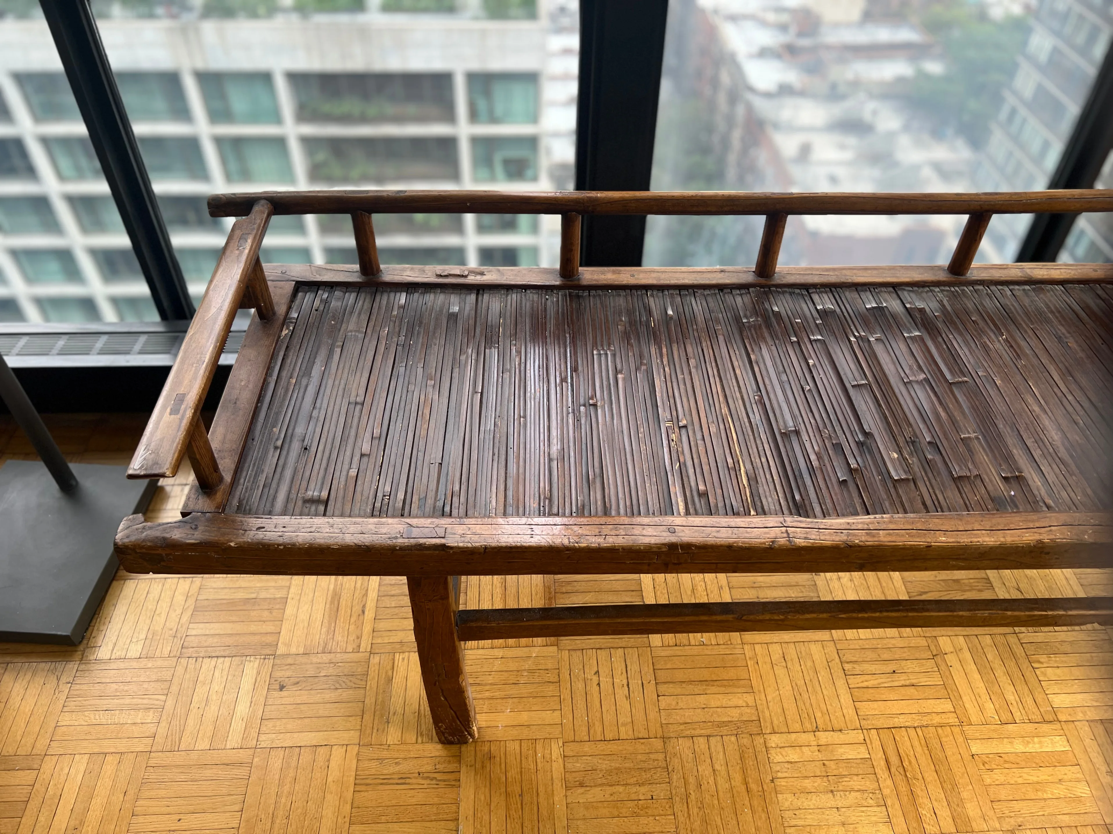 Vintage Antique Chinese Daybed image indicator(9)