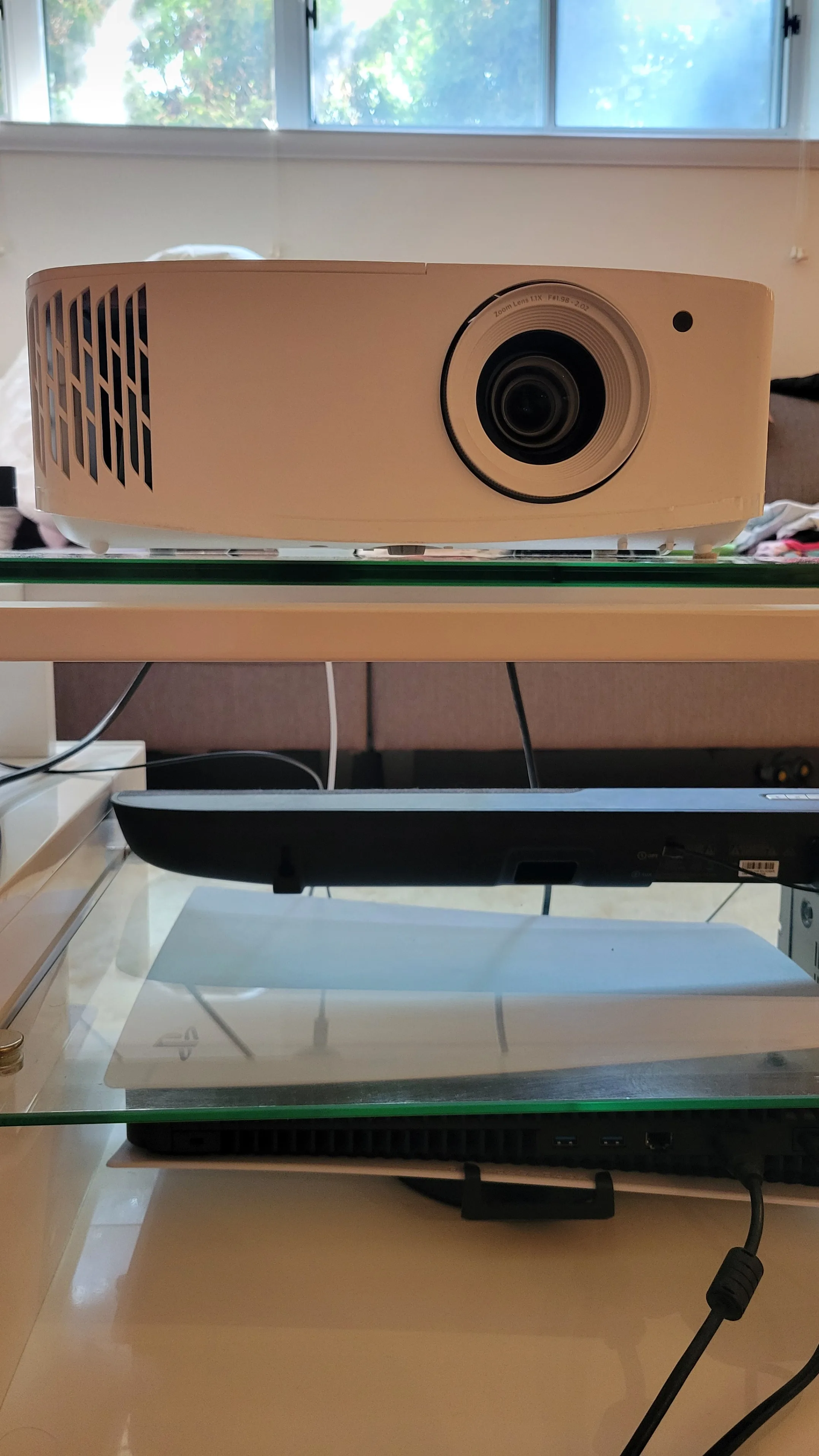 Optoma UHD35 4k Projector image indicator(2)