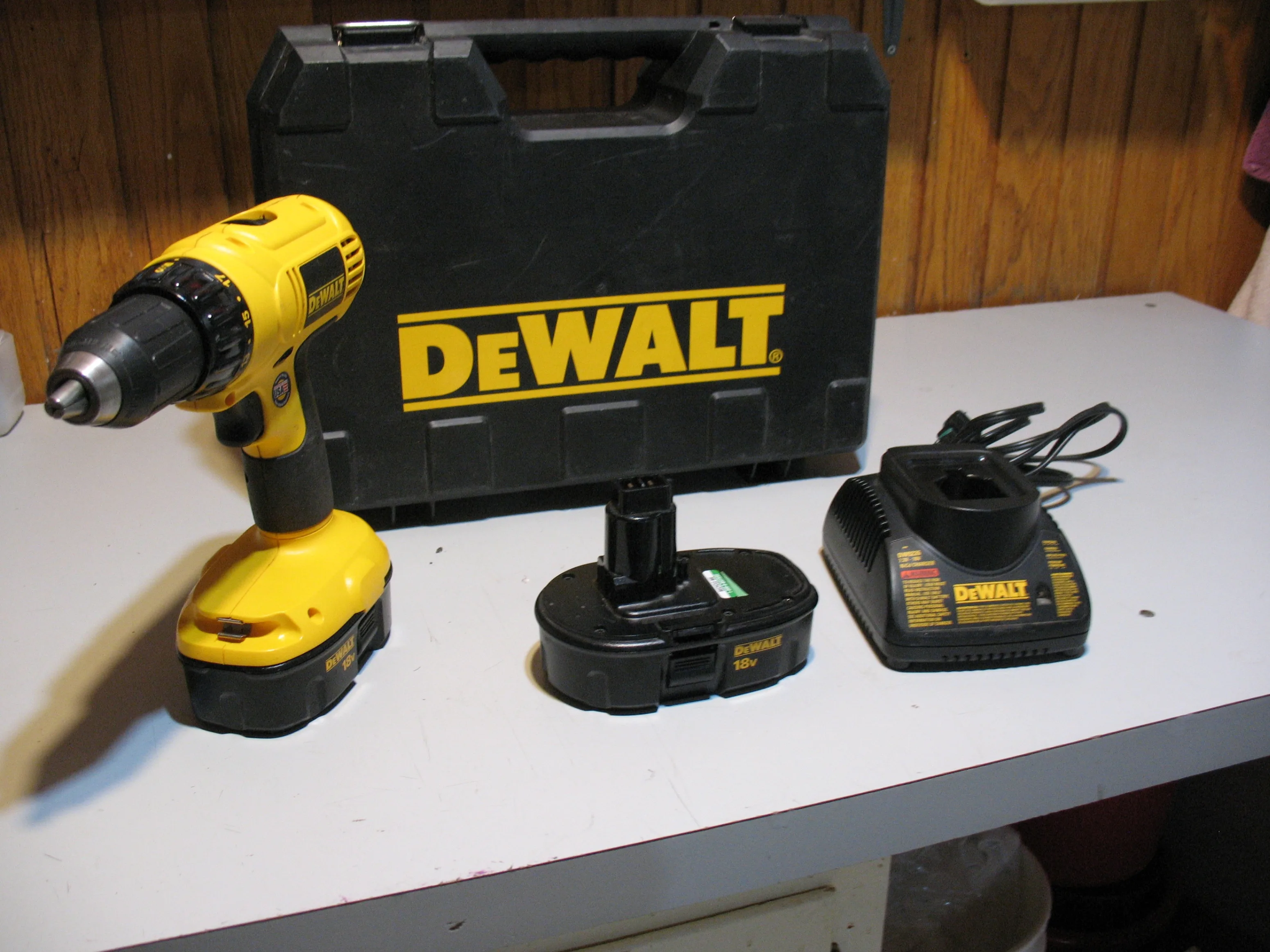 DeWalt 18 Volt Cordless Drill, Charger, 2 Batteries, and Case thumbnail