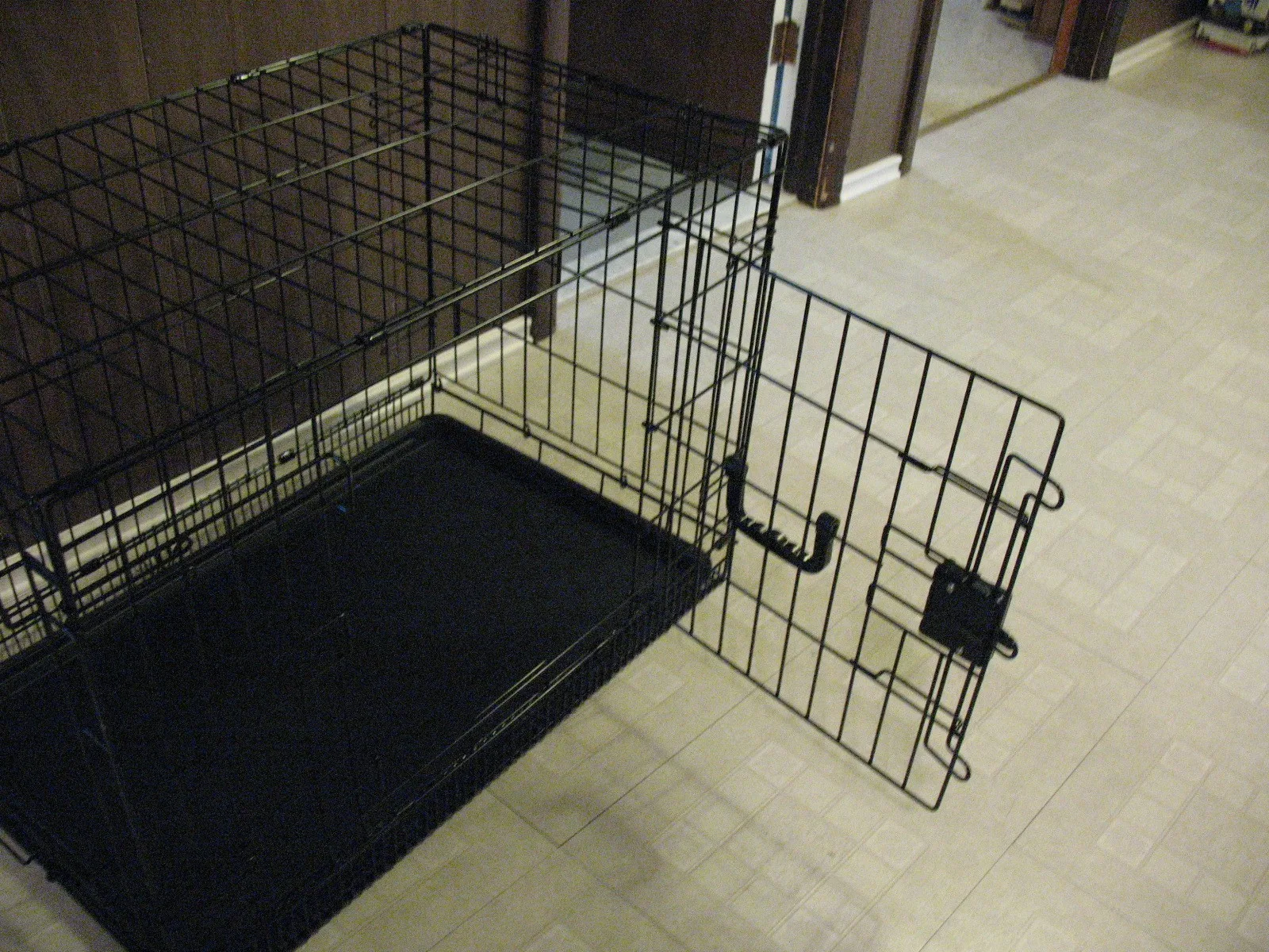 Metal Dog Crate for Medium Size Dog, BRAND NEW image indicator(5)