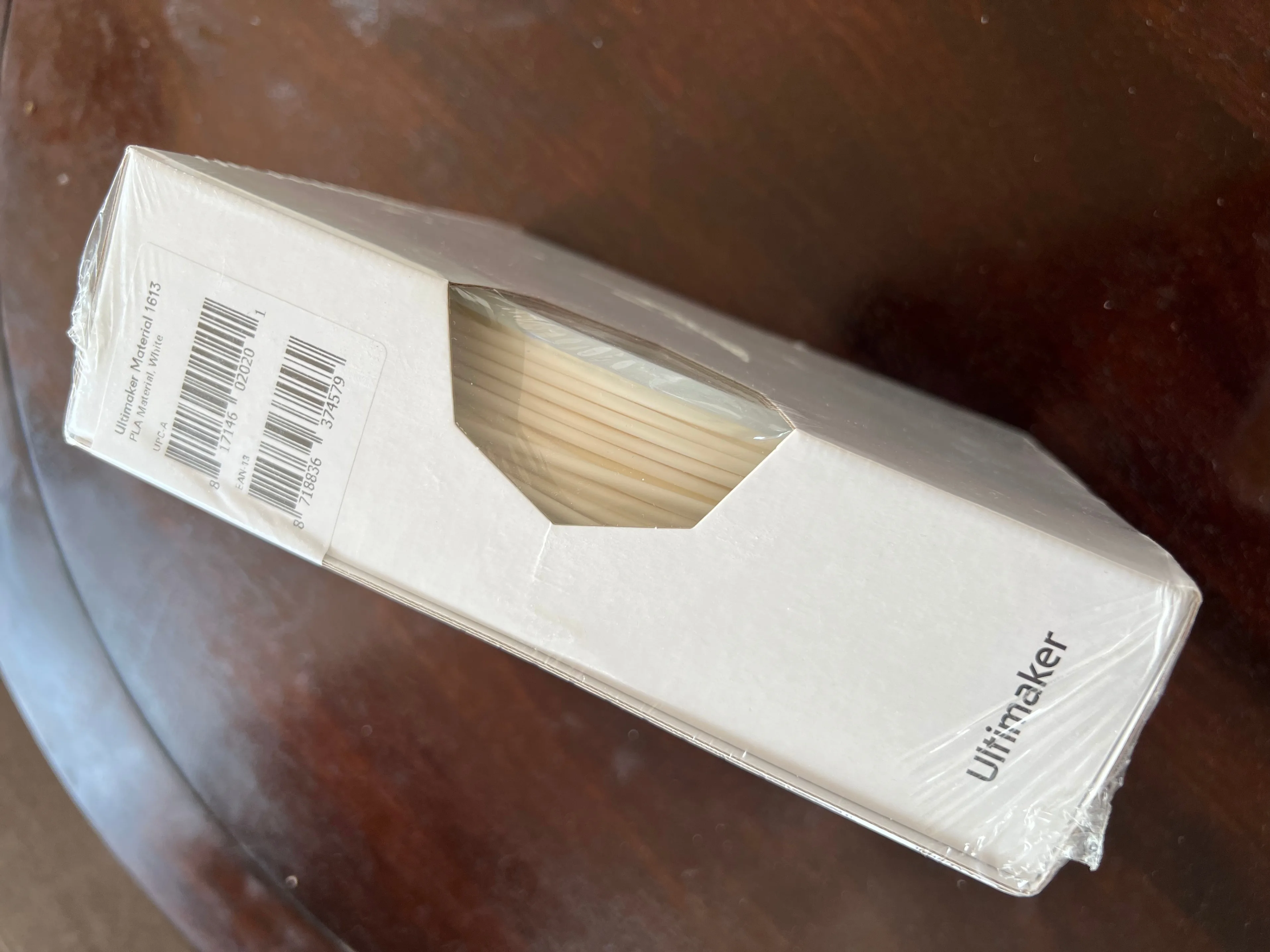 2 boxes of Ultimaker Filament - PLA White, 750g image indicator(2)