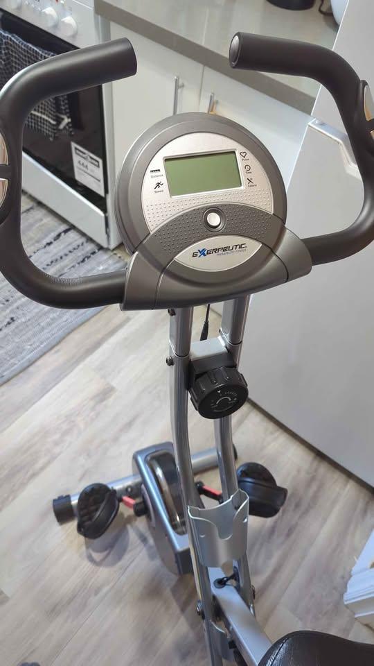 Exerpeutic foldable exercise bike - photo 3