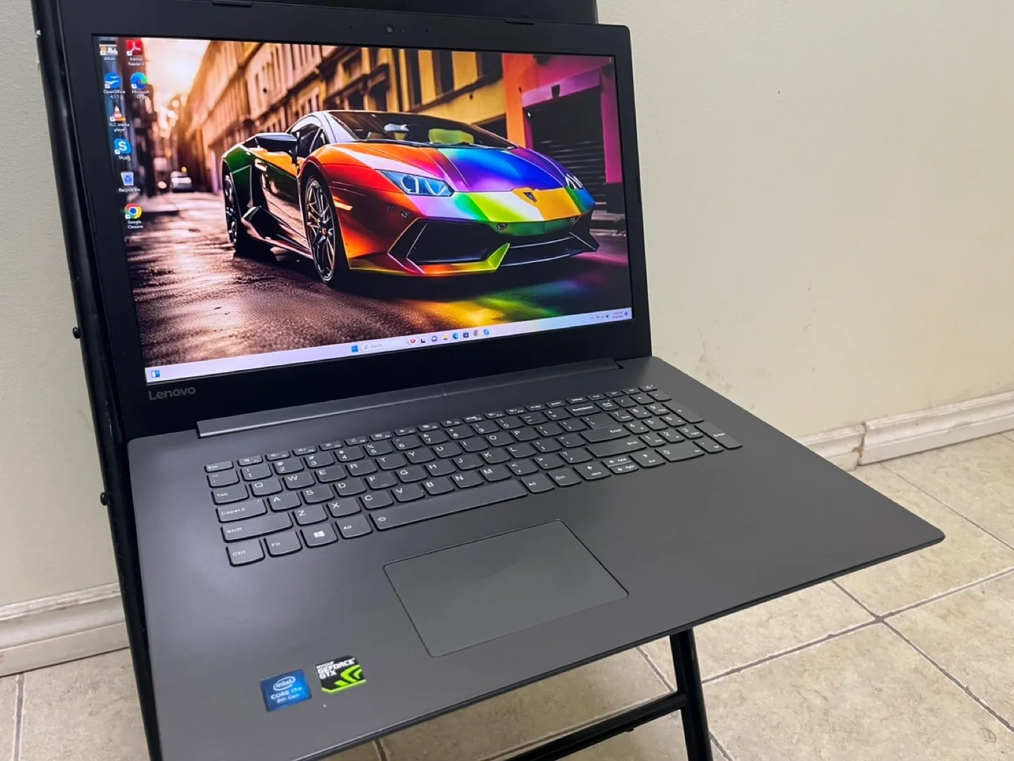 Gaming i7 Core 6 Nvidia GTX 4gb 512gb SSD 17.3” Lenovo 20 gb ram thumbnail