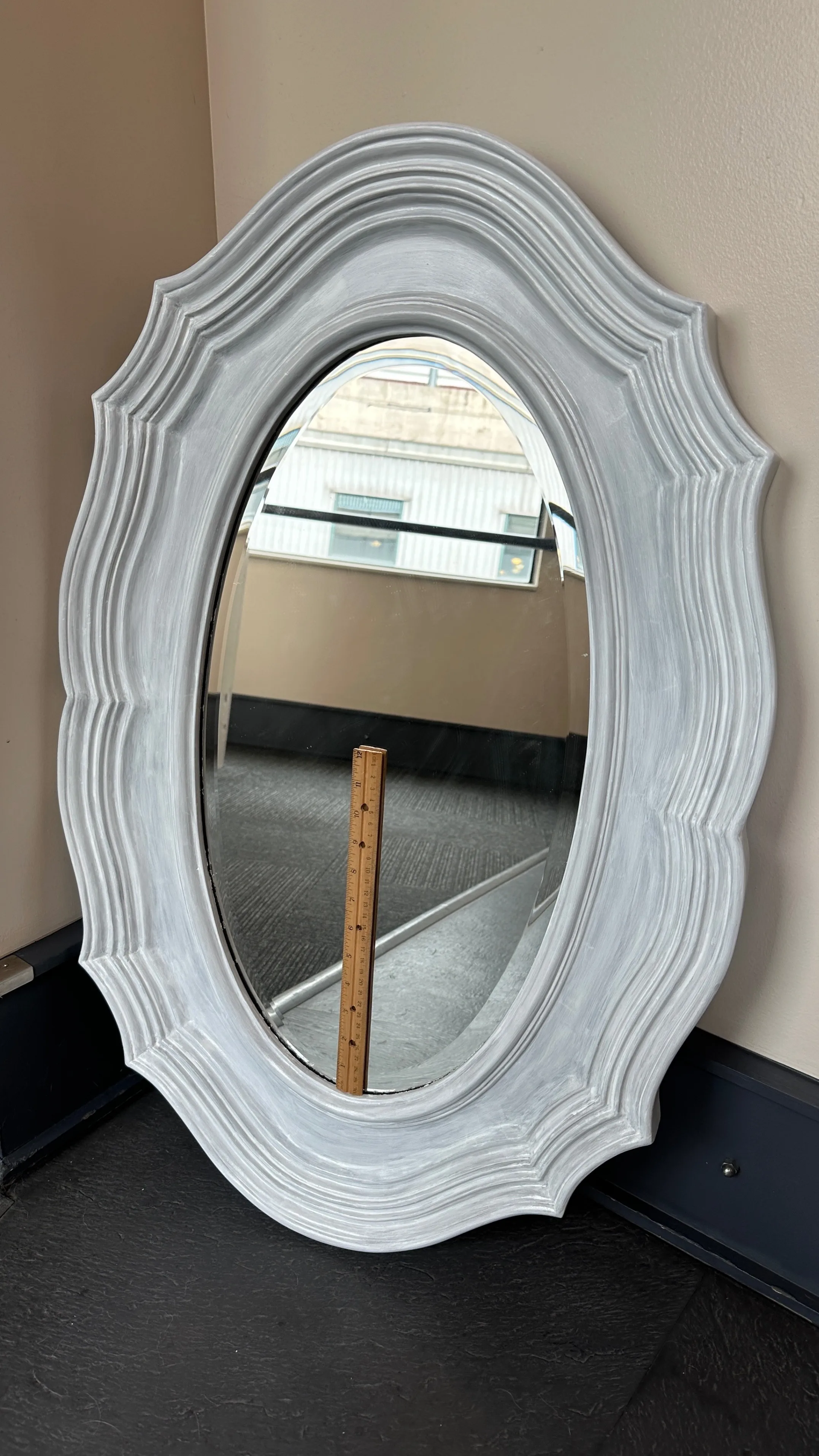 Large Vintage Victorian Oval Mirror thumbnail
