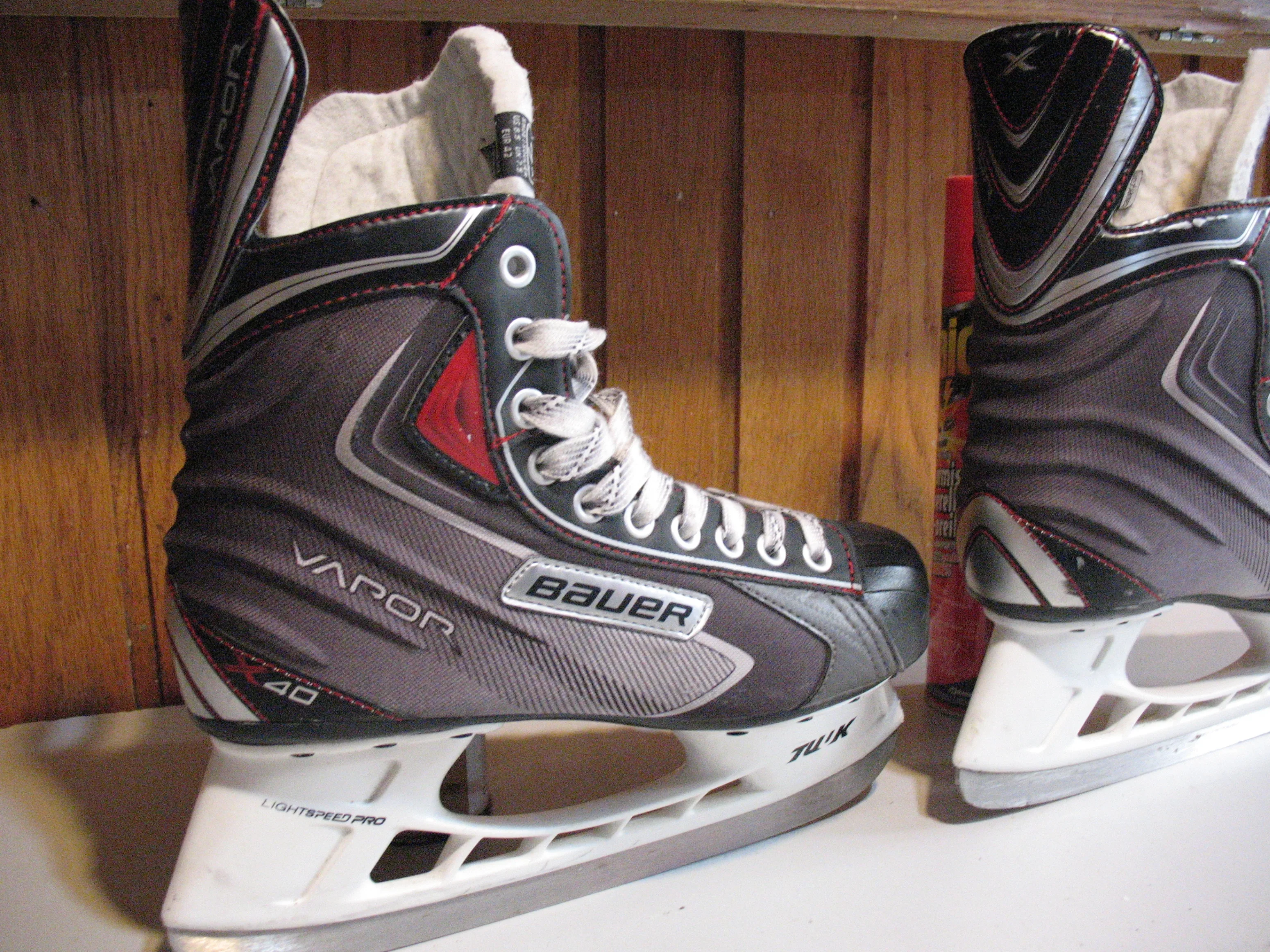 Bauer TUUK Vapor X40 Hockey Skates, Size 7 image indicator(6)