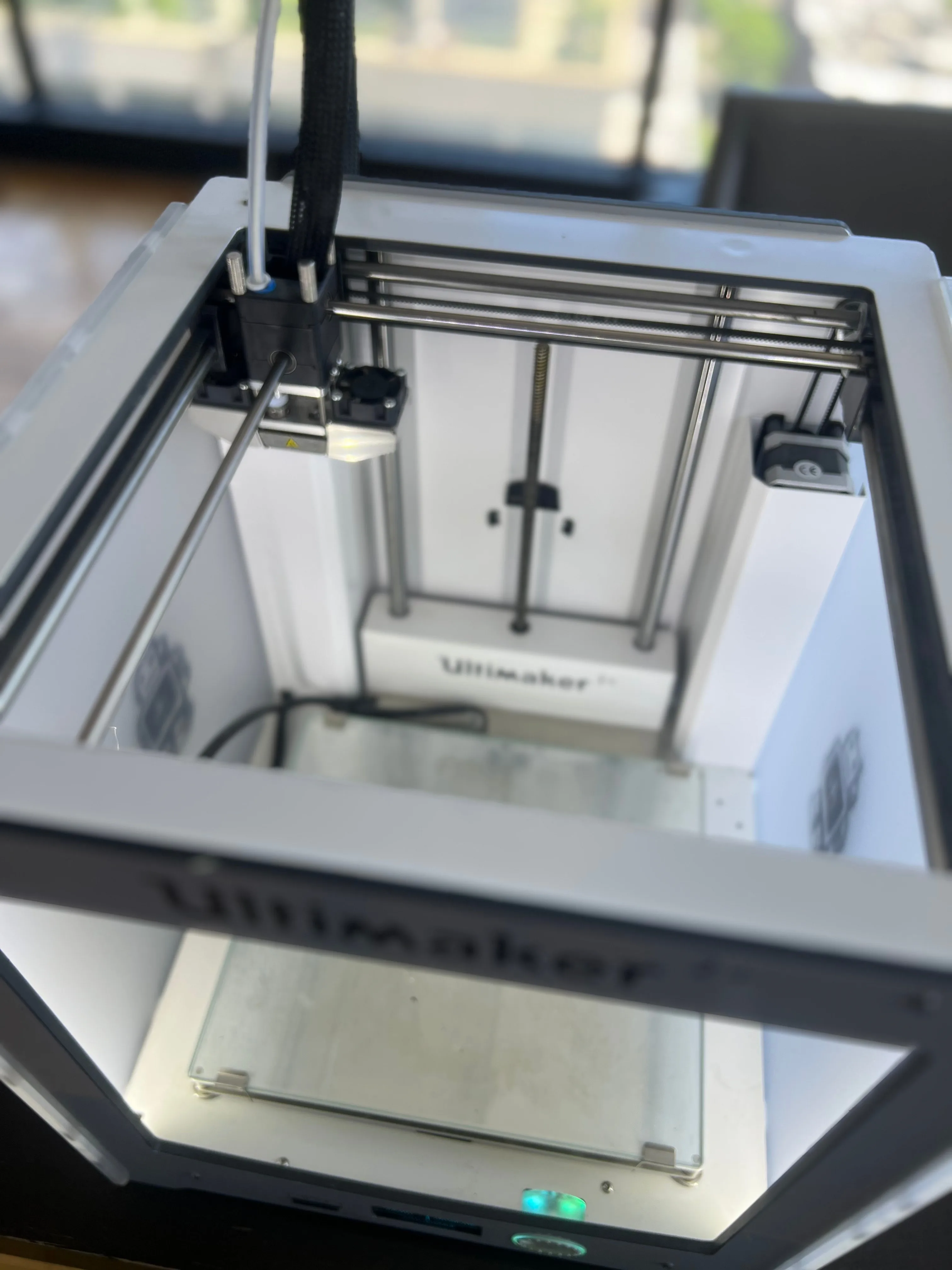 Ultimaker 2+ 3D Printer image indicator(3)