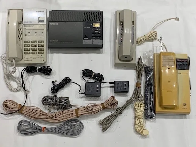 Telephones - Misc - Collection Landline thumbnail