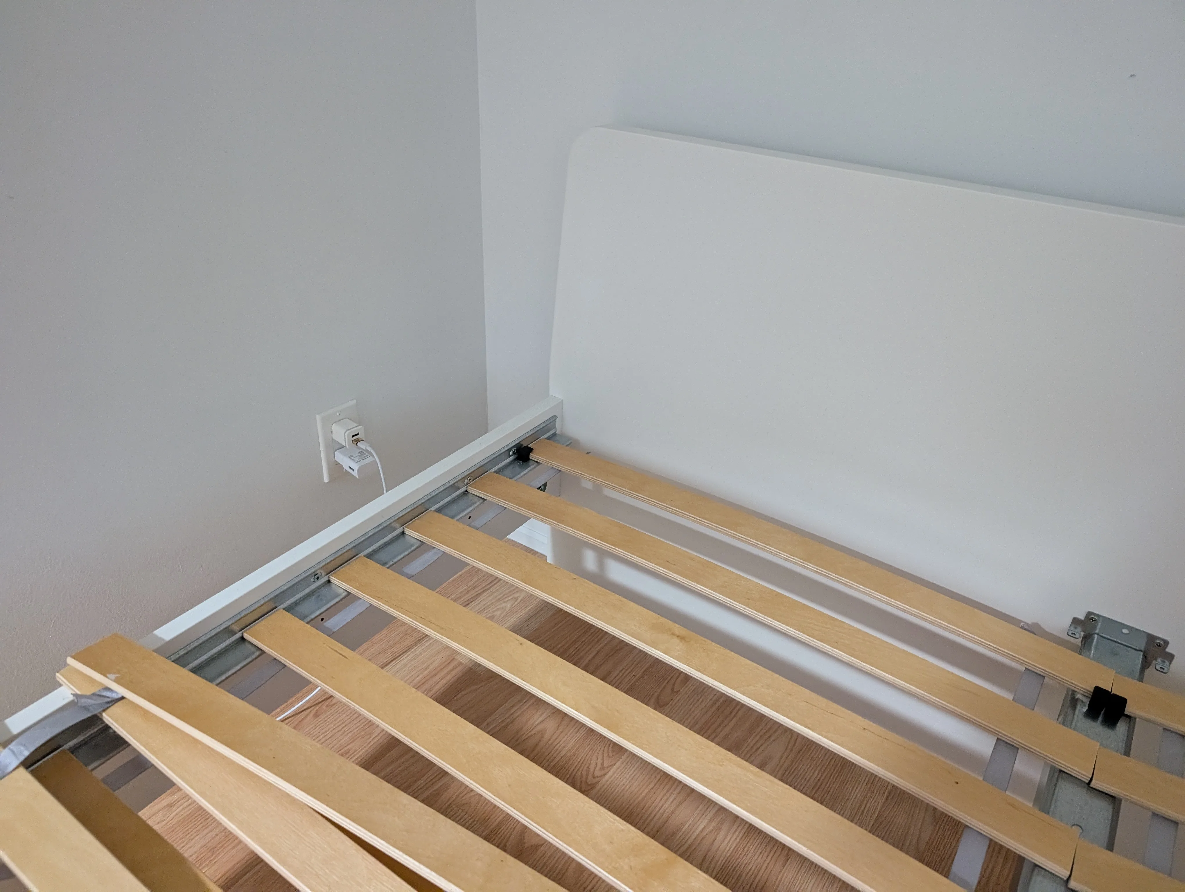 Ikea ASKVOLL Bed Frame image indicator(4)