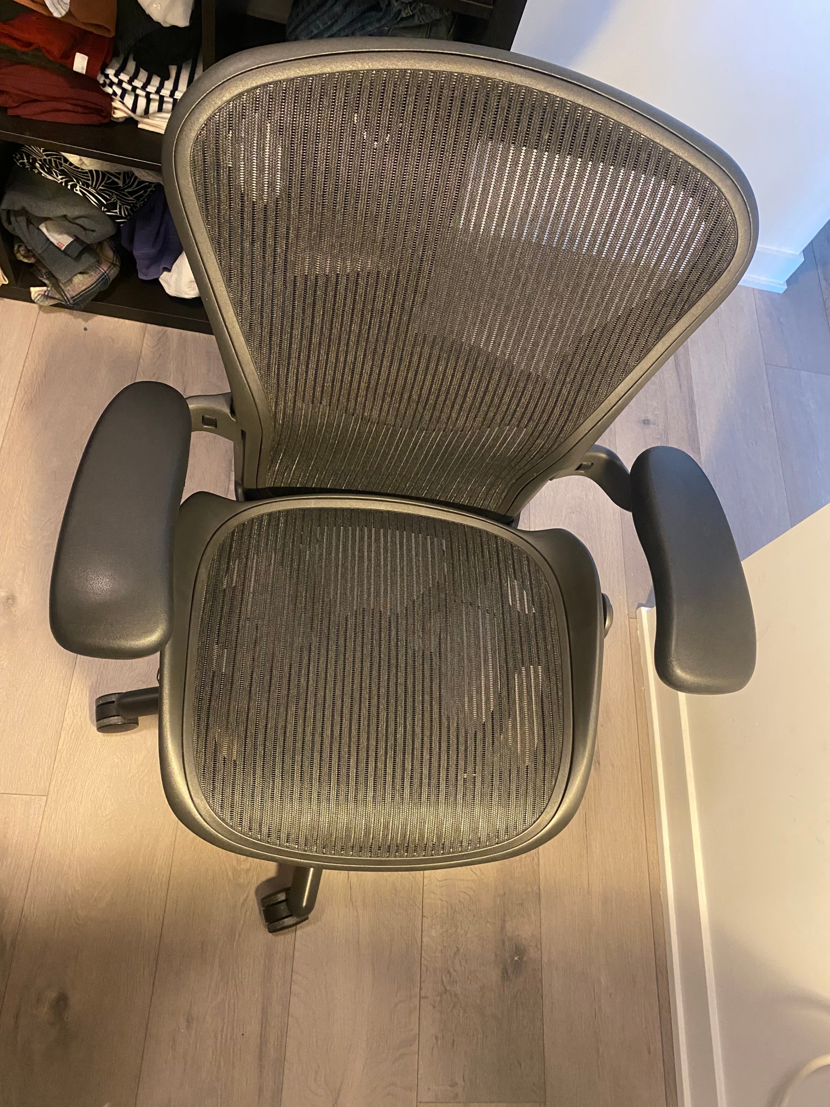 Herman Miller Aeron (size B)
