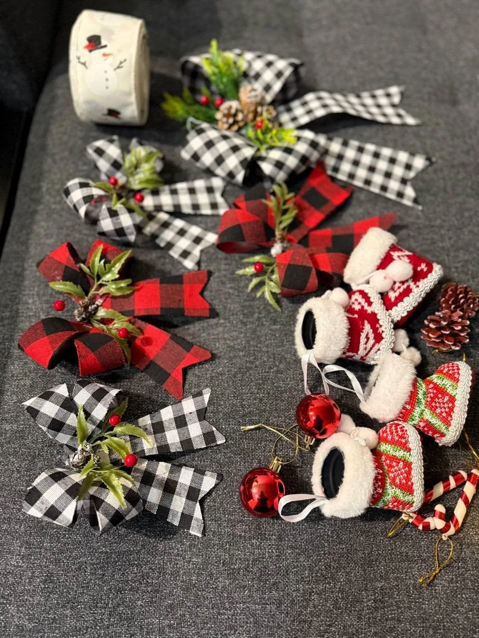 Christmas Decor Bundle - Bows, Ornaments, ribbon thumbnail