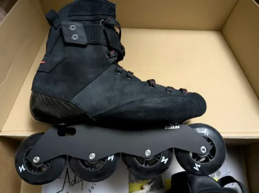 Adapt GTO (From the GTO collection) inline skates thumbnail