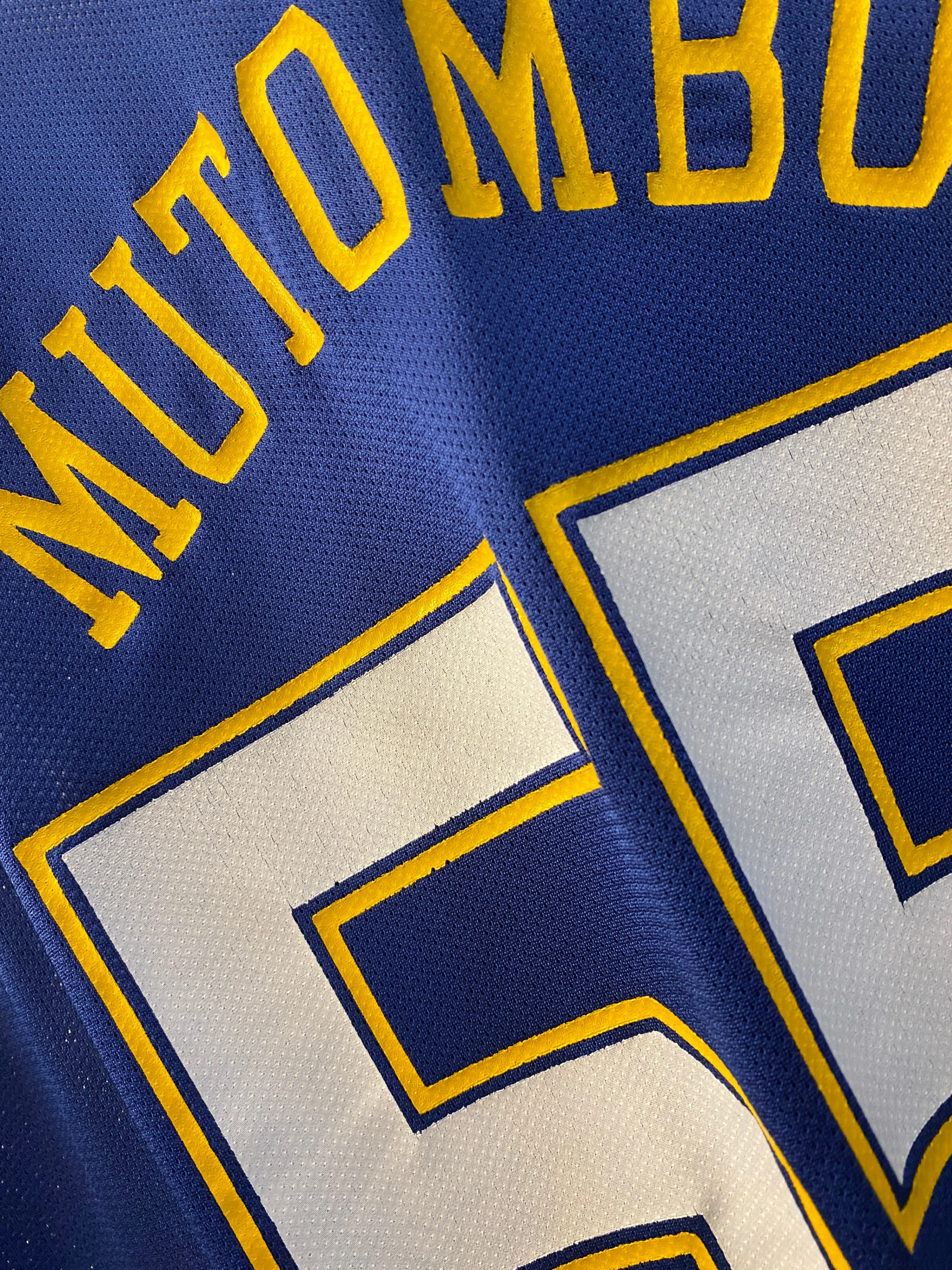 Champion - Denver Nuggets Dikembe Mutombo vintage jersey (1991) image indicator(5)