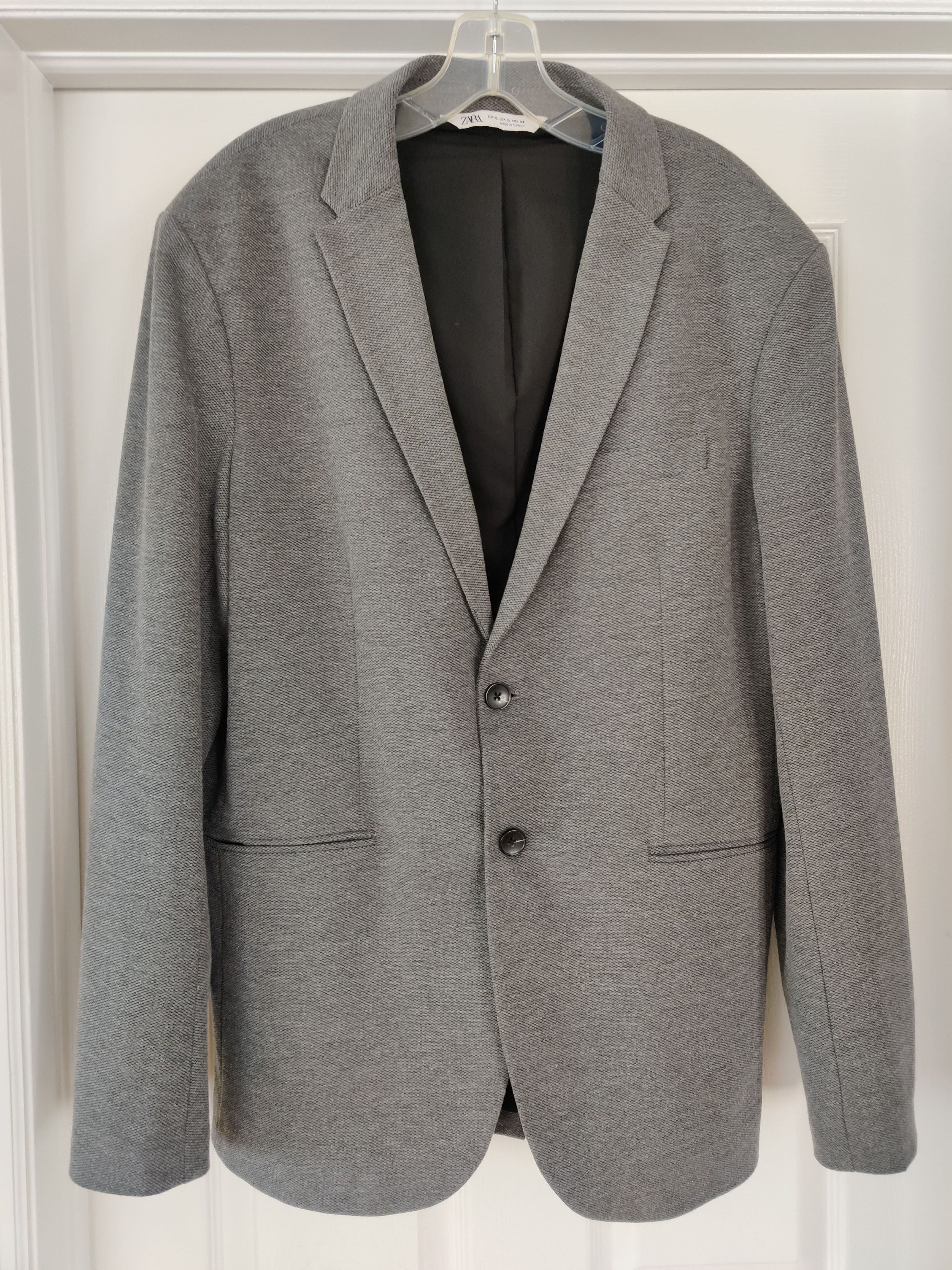 Zara mens 2-button sport coat ( Blazer )