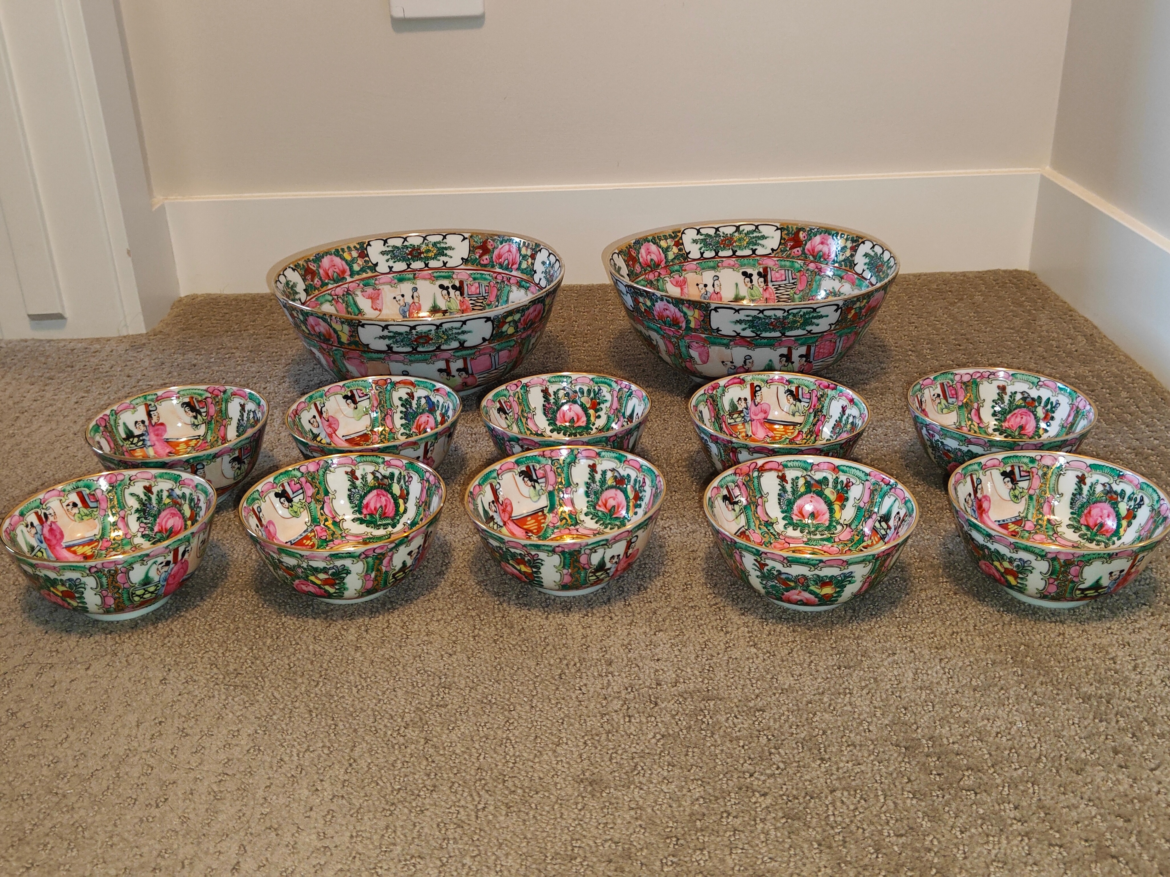 Chinese Rose Medallion Famille Porcelain Hand Painted Bowl Set - photo 2