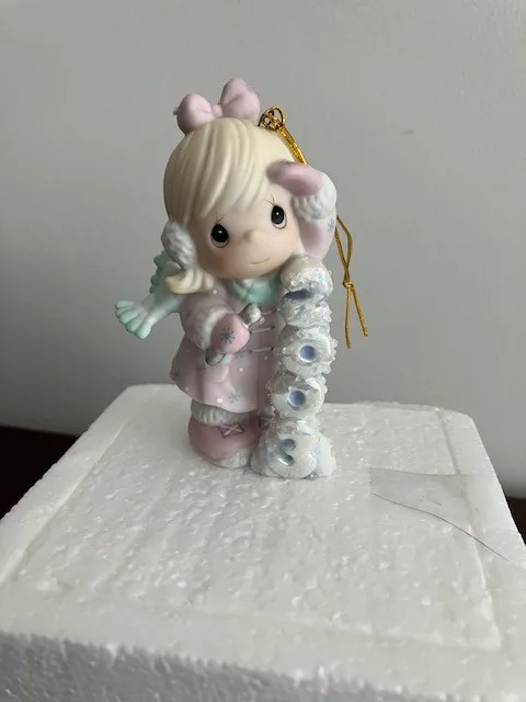 Precious Moments Figurine thumbnail