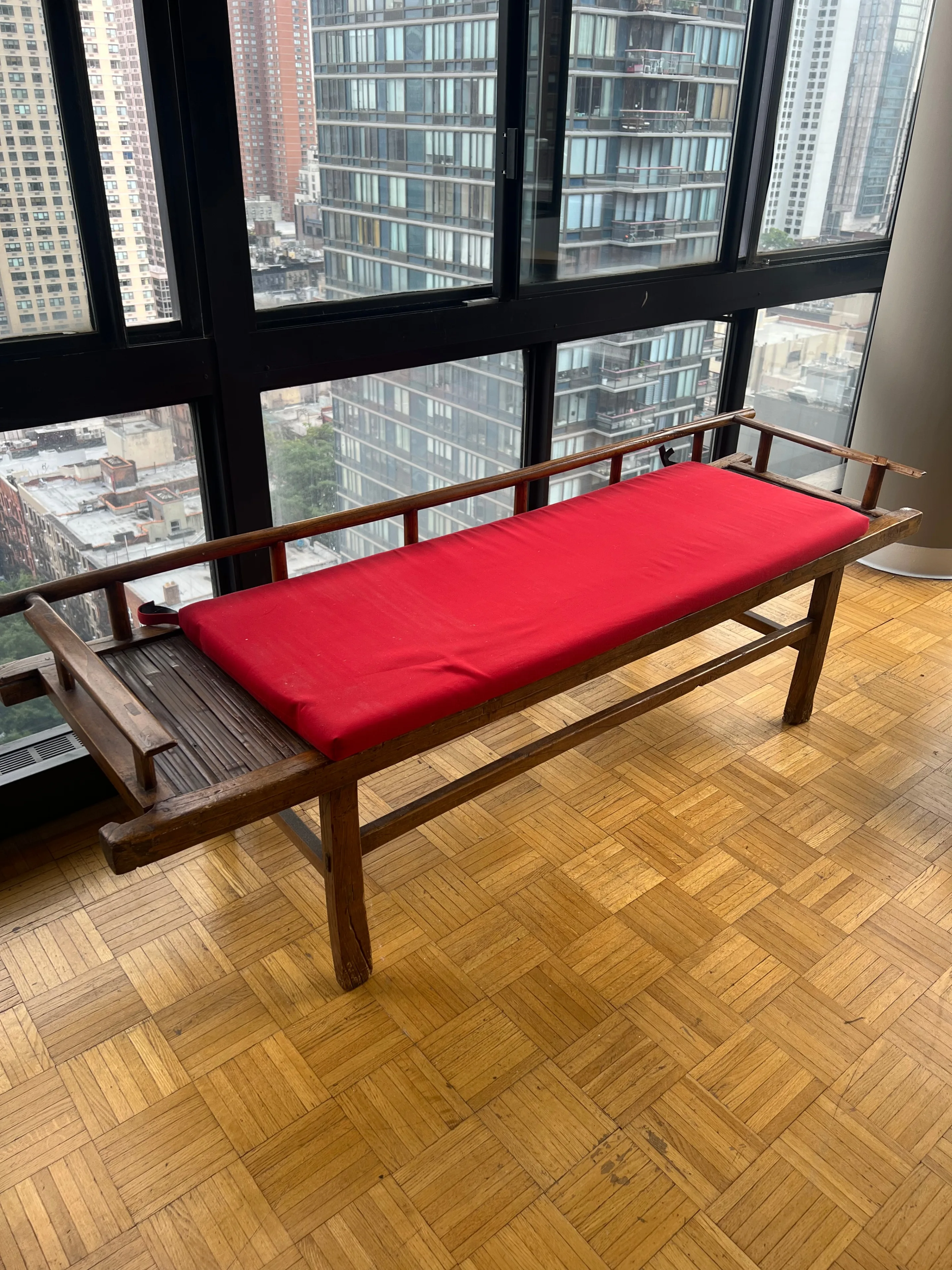 Vintage Antique Chinese Daybed image indicator(10)