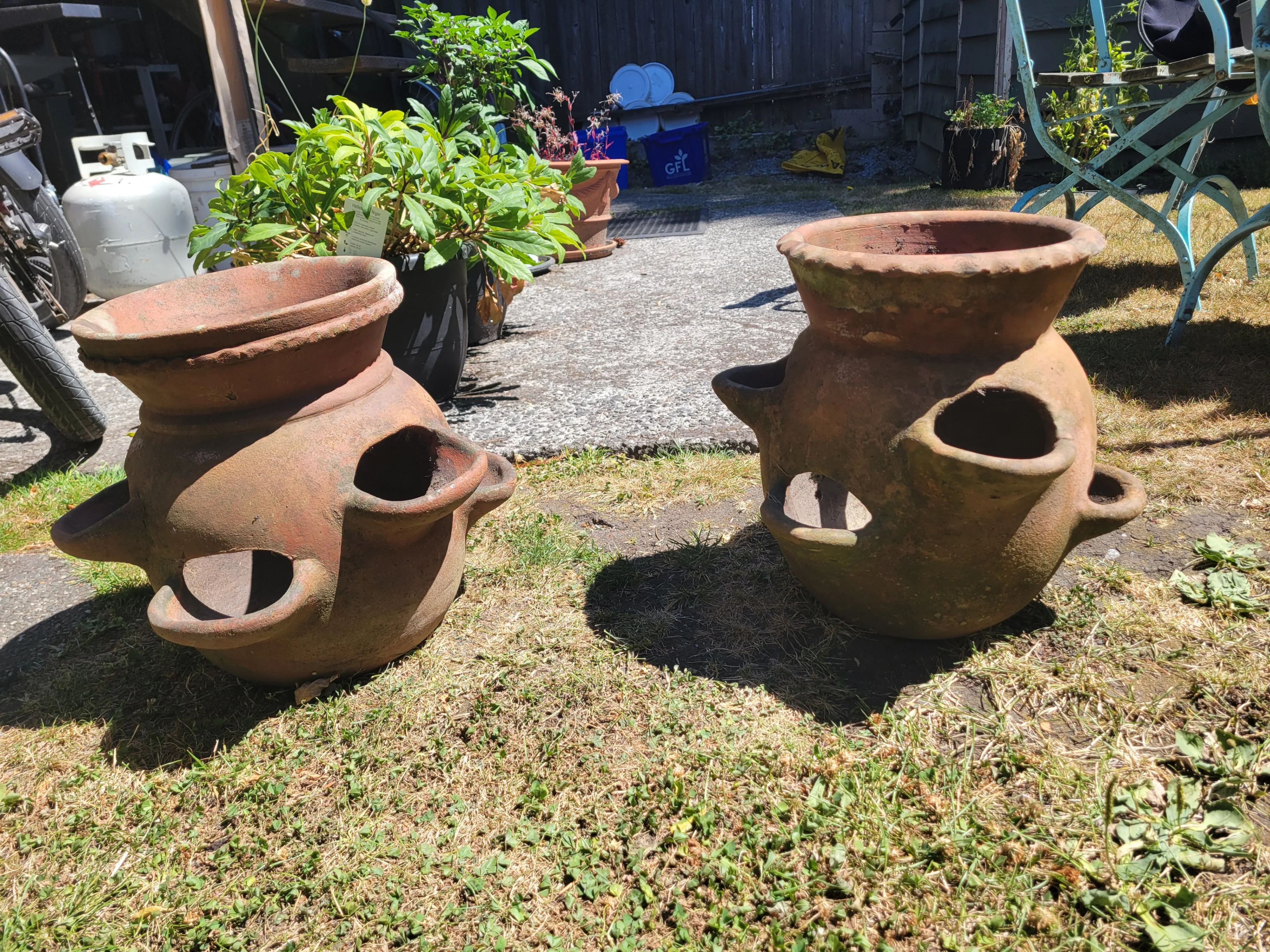 Terracotta Tiered Planter Pots – Set of 2 thumbnail