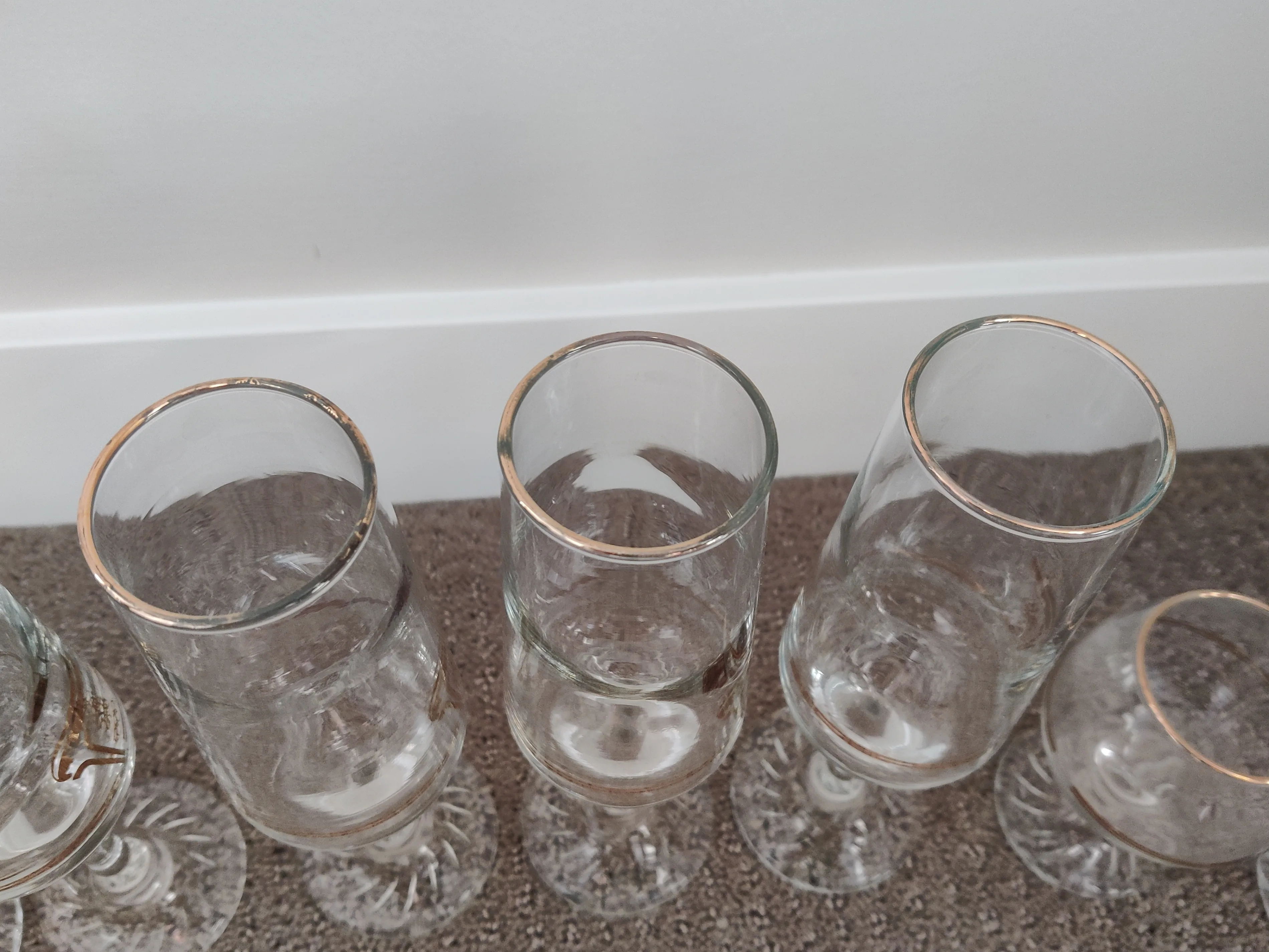Calgary Winter Olympics 1988 Champagne Flute Sniffer 8 Glasses image indicator(9)