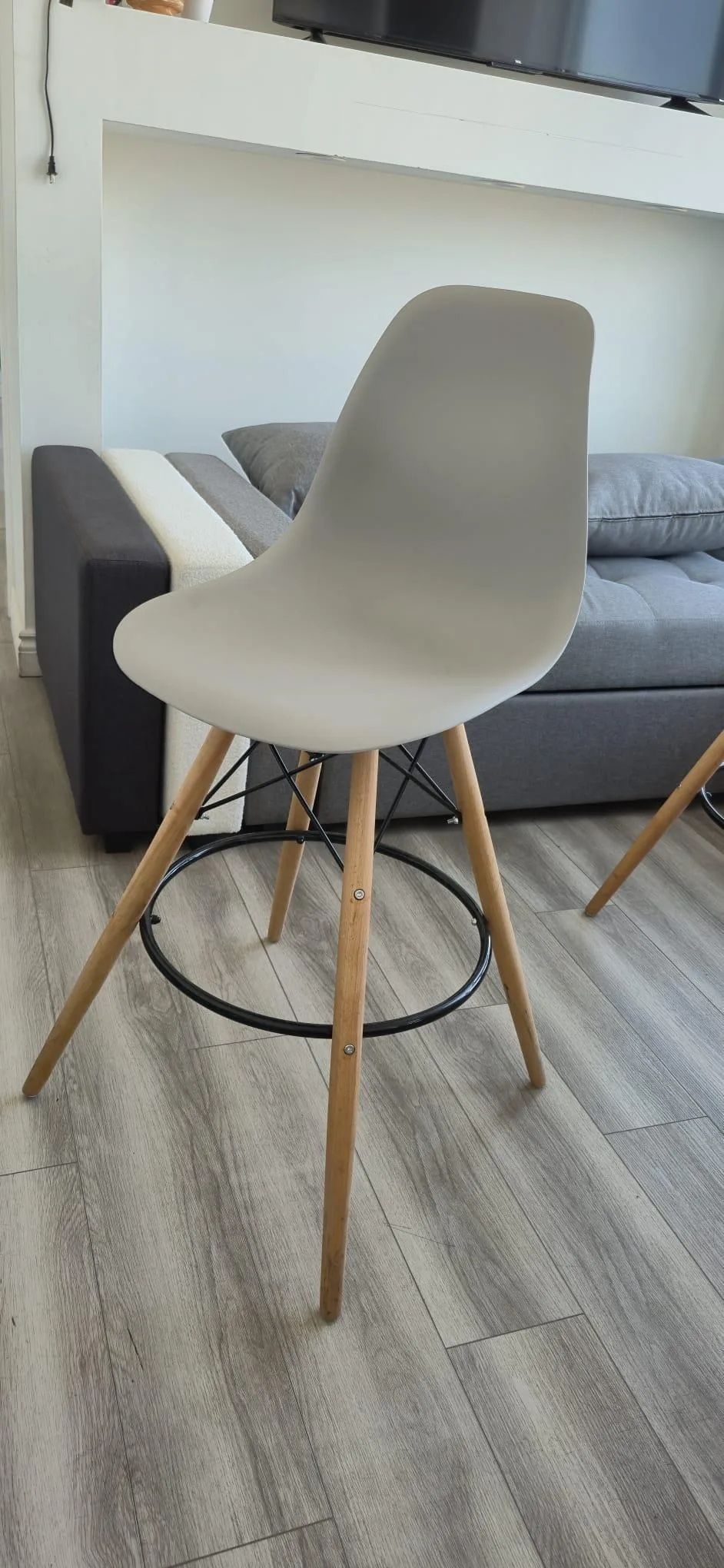 Beatiful Bar Chair with wooden Legs Eifel Model thumbnail