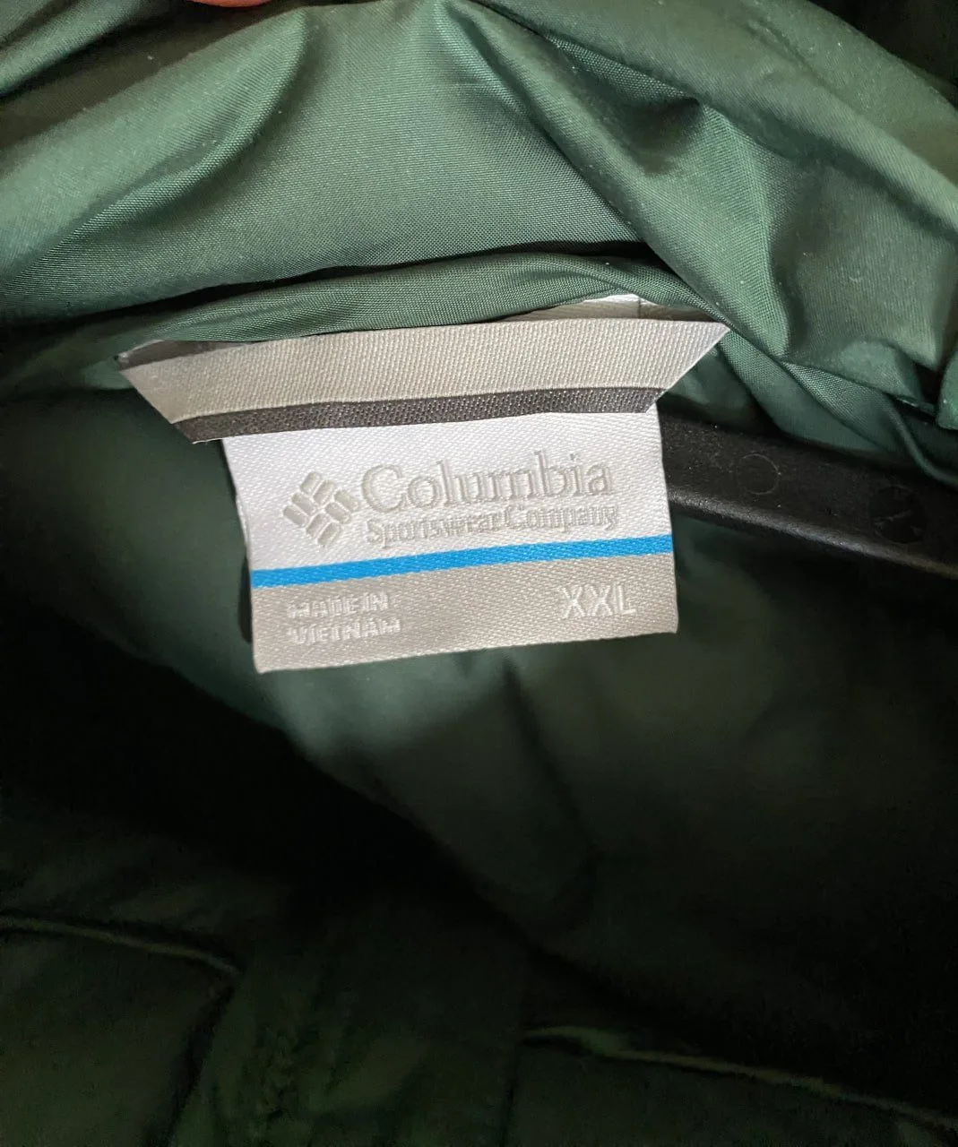 Columbia Men's Down Hooded Jacket XXL Never worn image indicator(7)